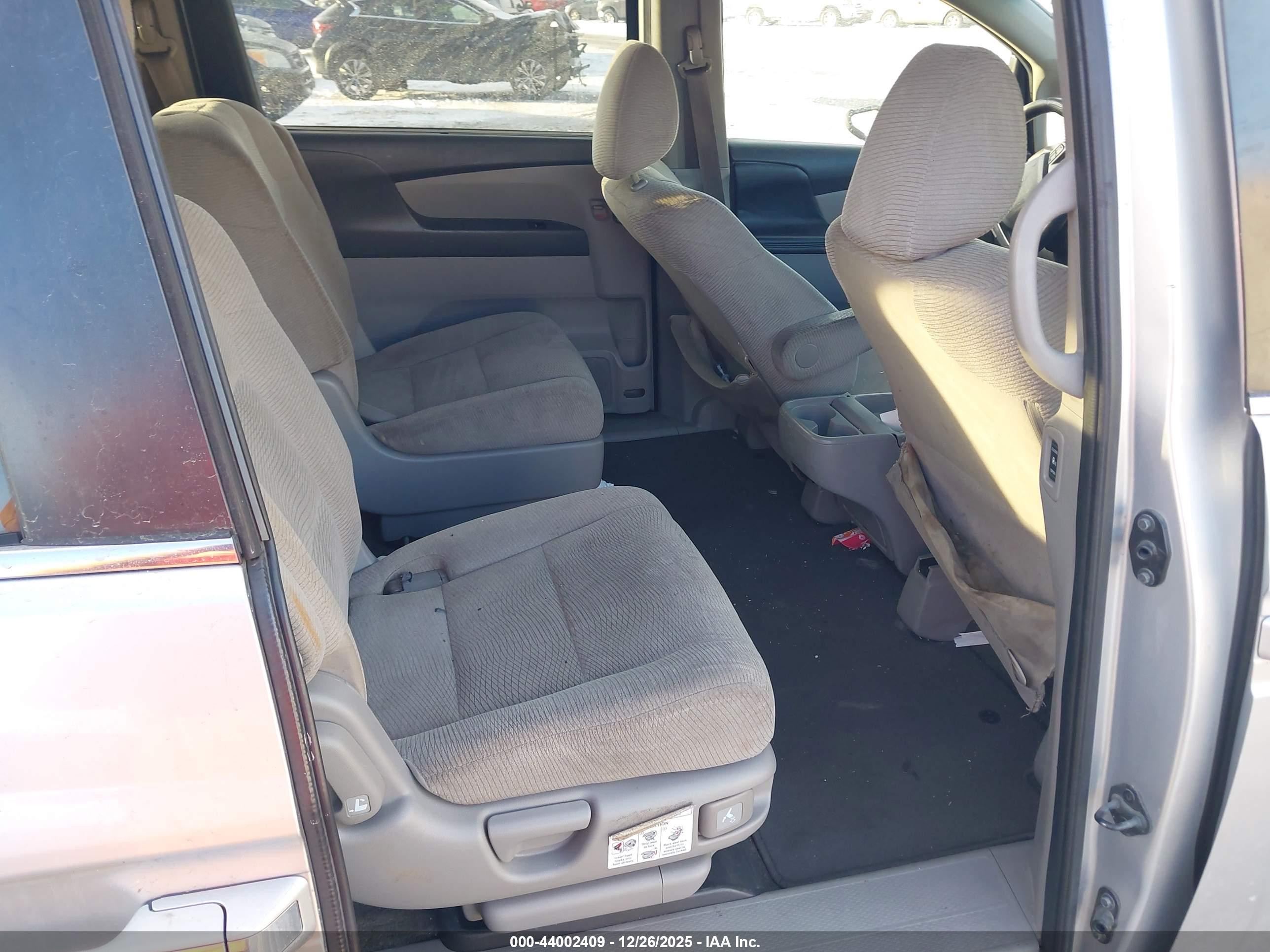 HONDA ODYSSEY image 8