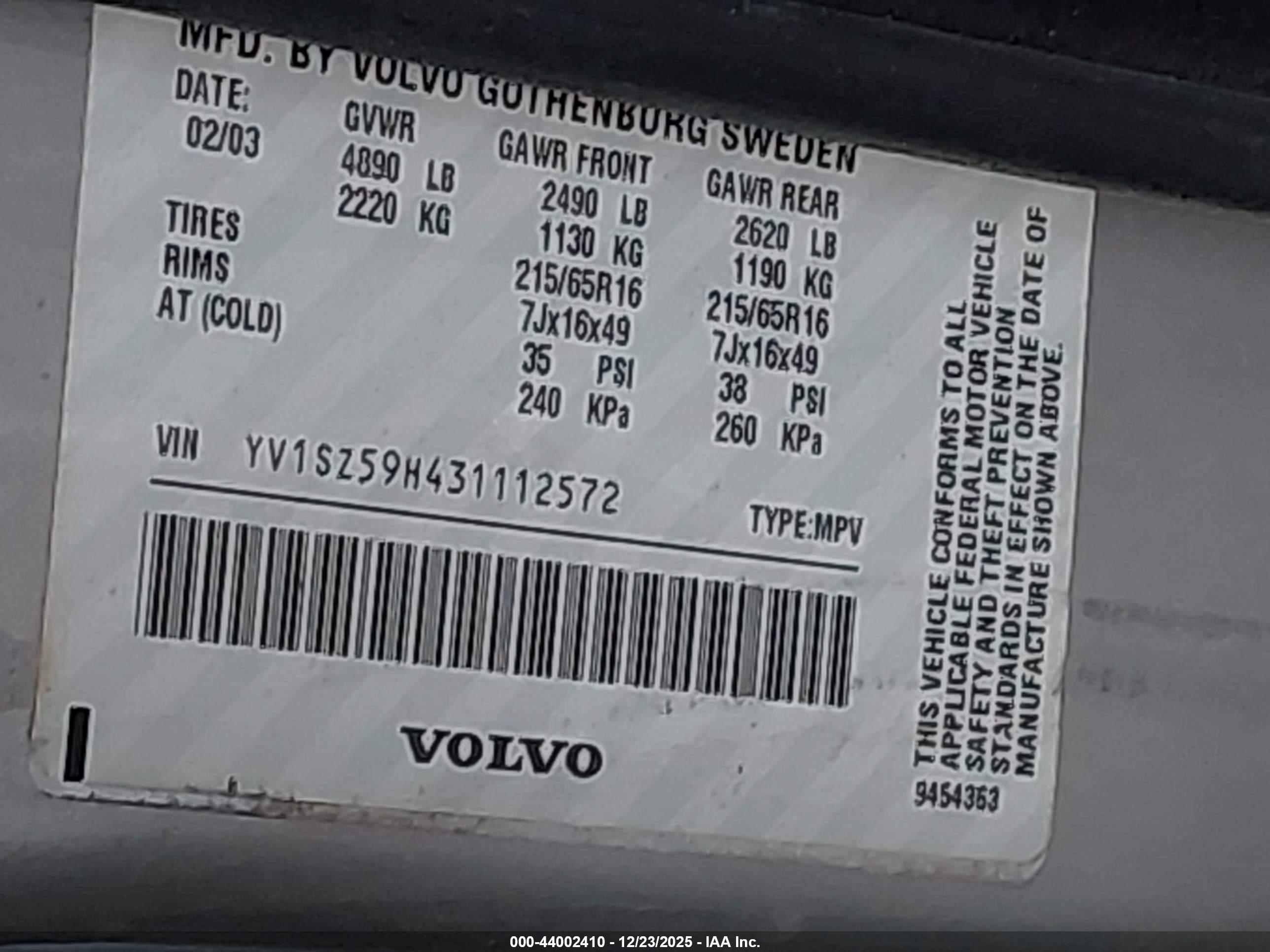VOLVO XC70 image 9