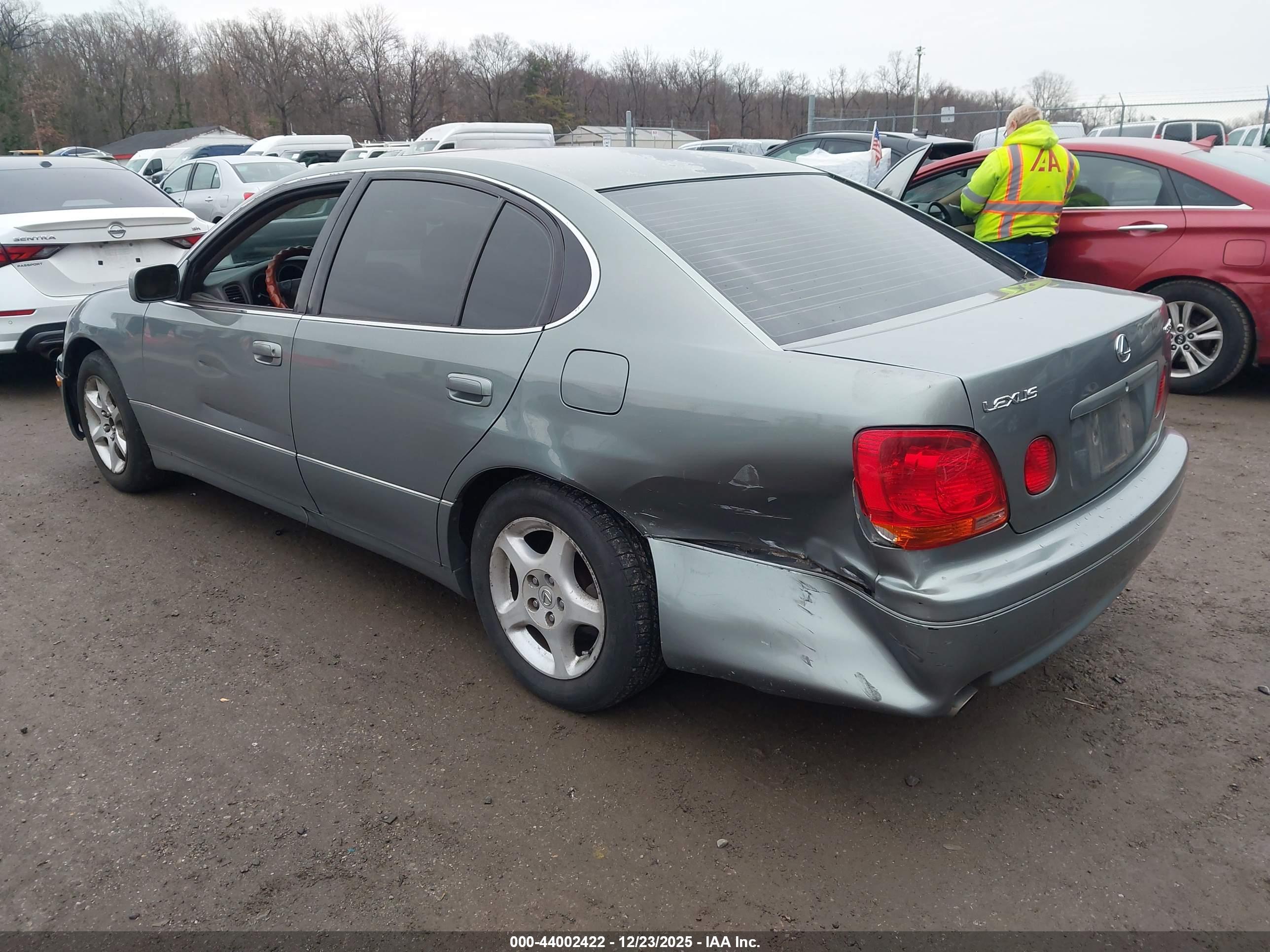 LEXUS GS image 3