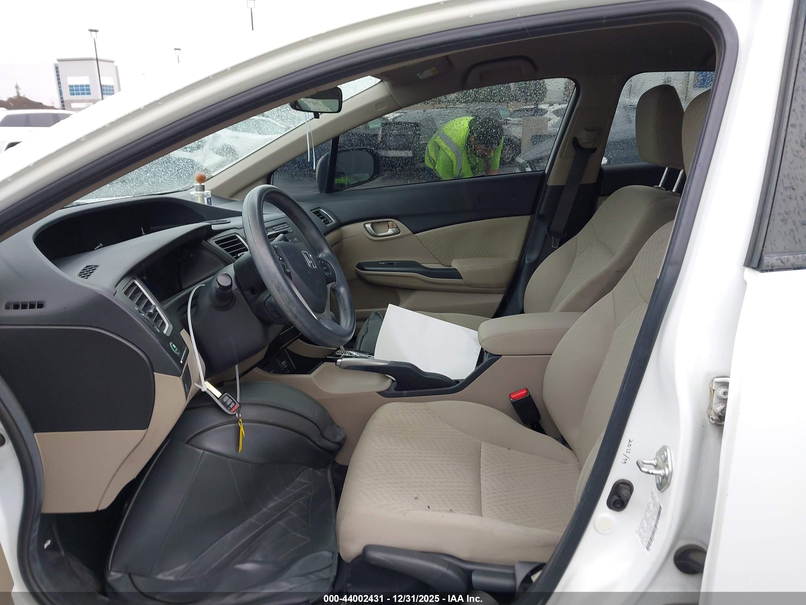 HONDA CIVIC image 5