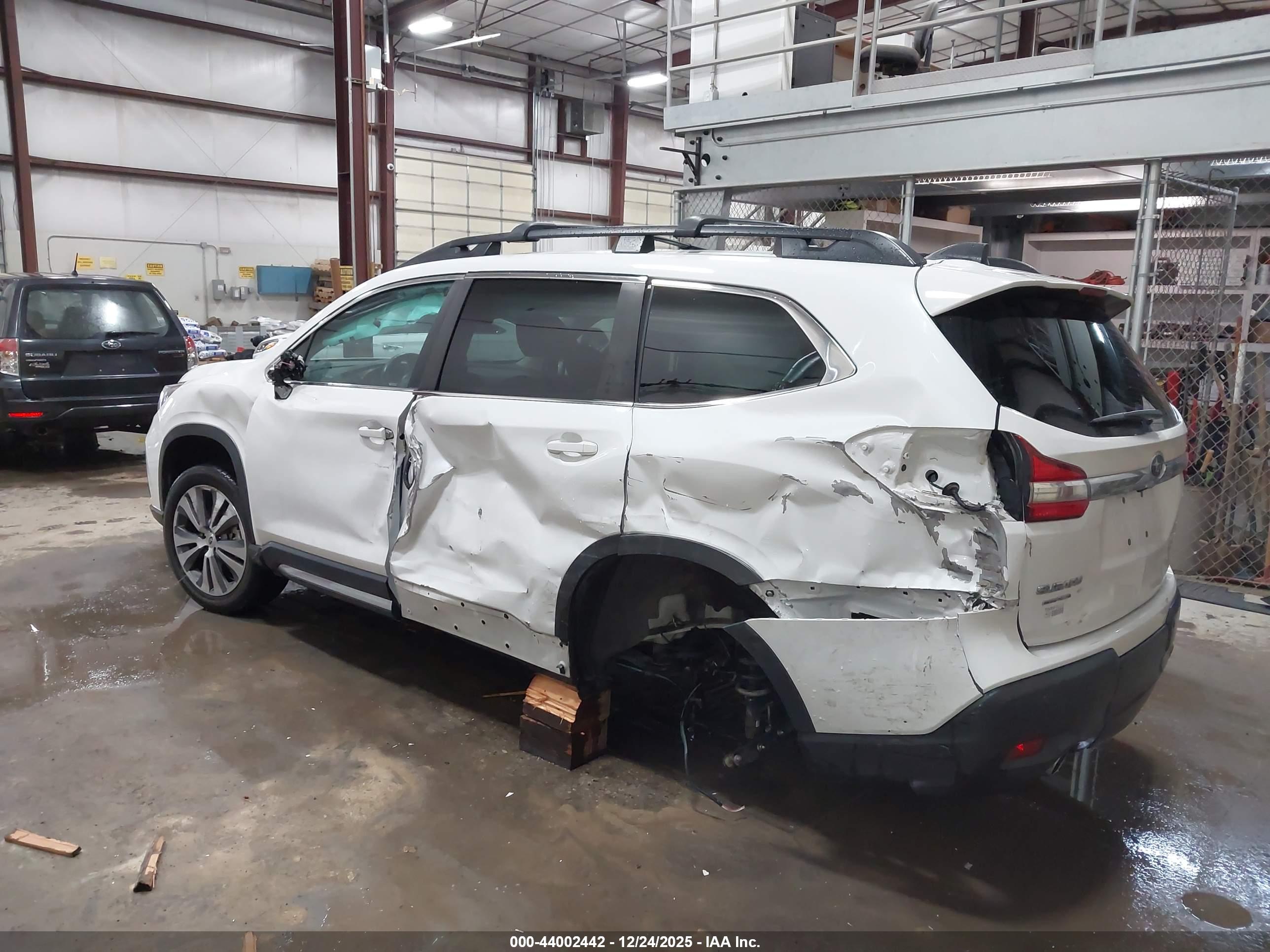 SUBARU ASCENT image 3