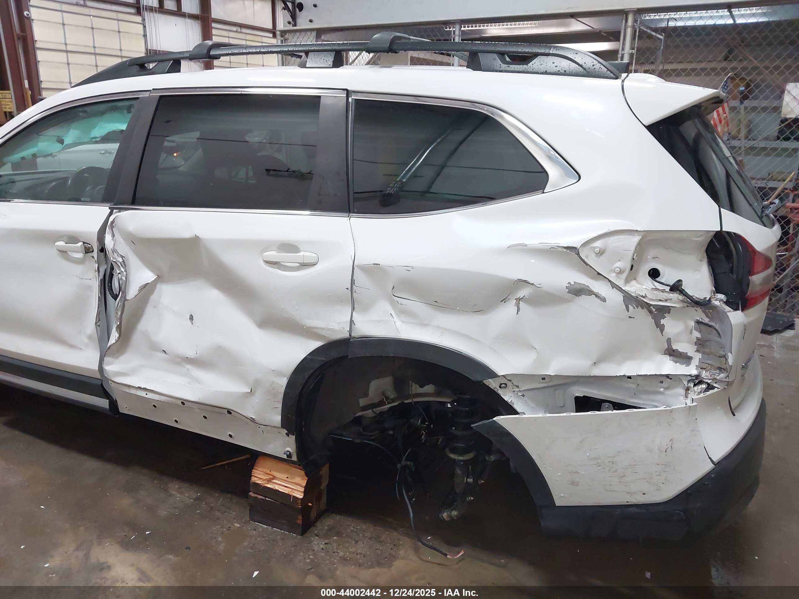 SUBARU ASCENT image 6