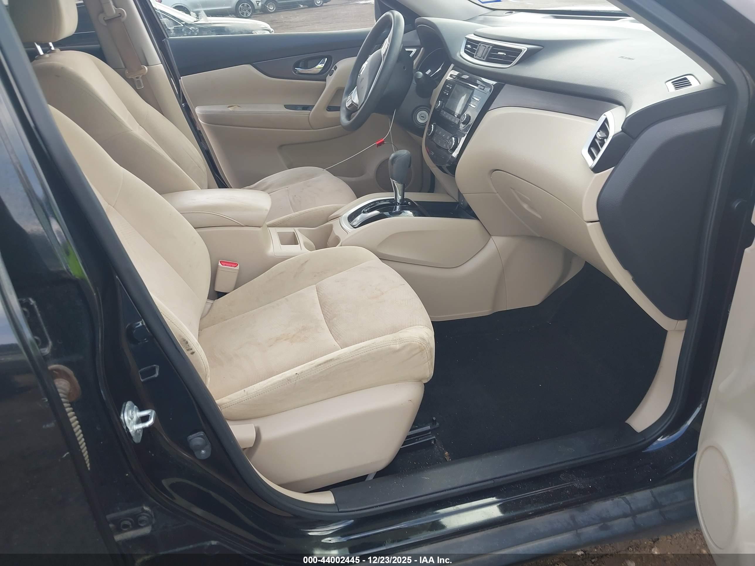 NISSAN ROGUE image 5