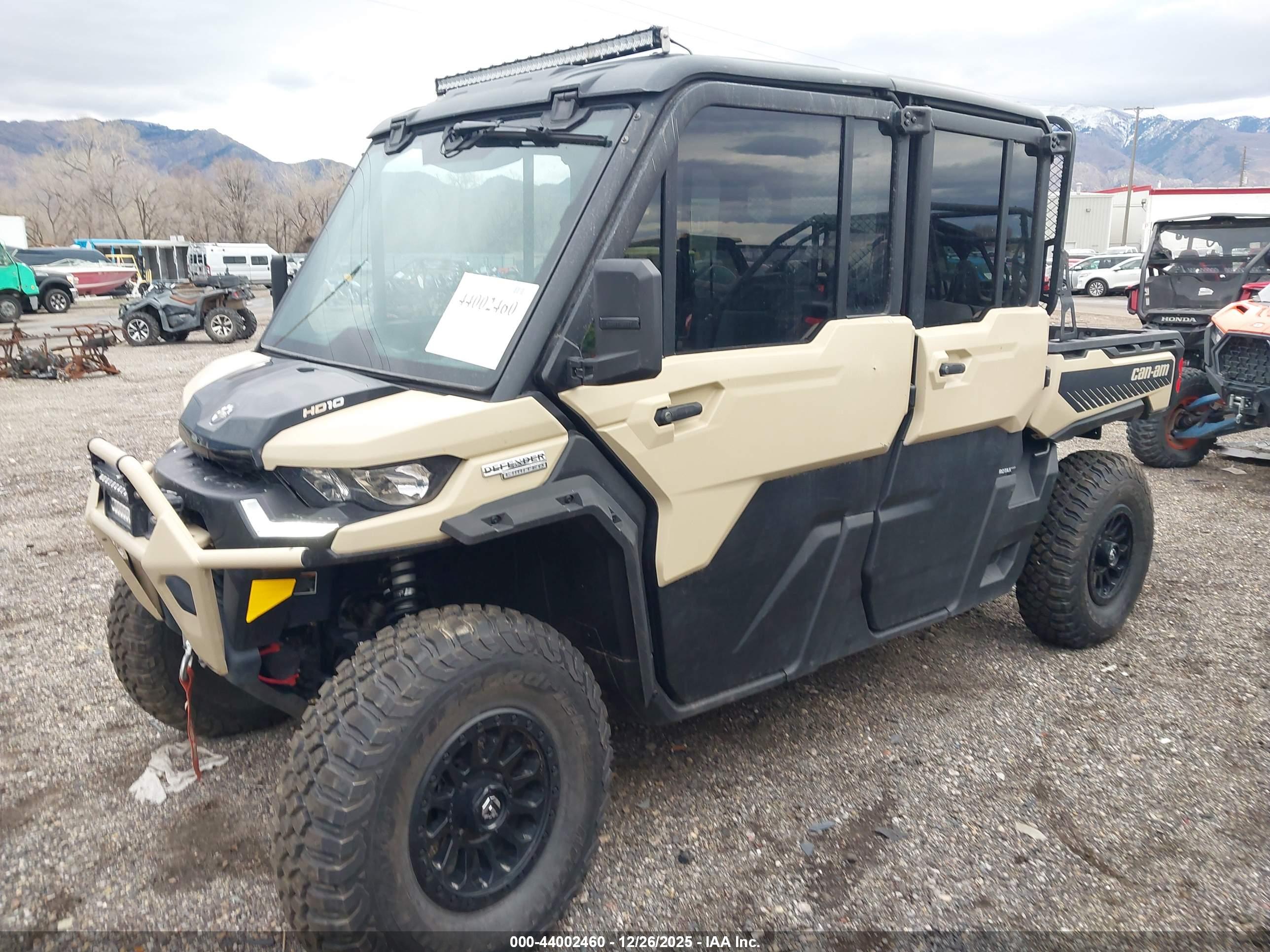 CAN-AM DEFENDER image 2