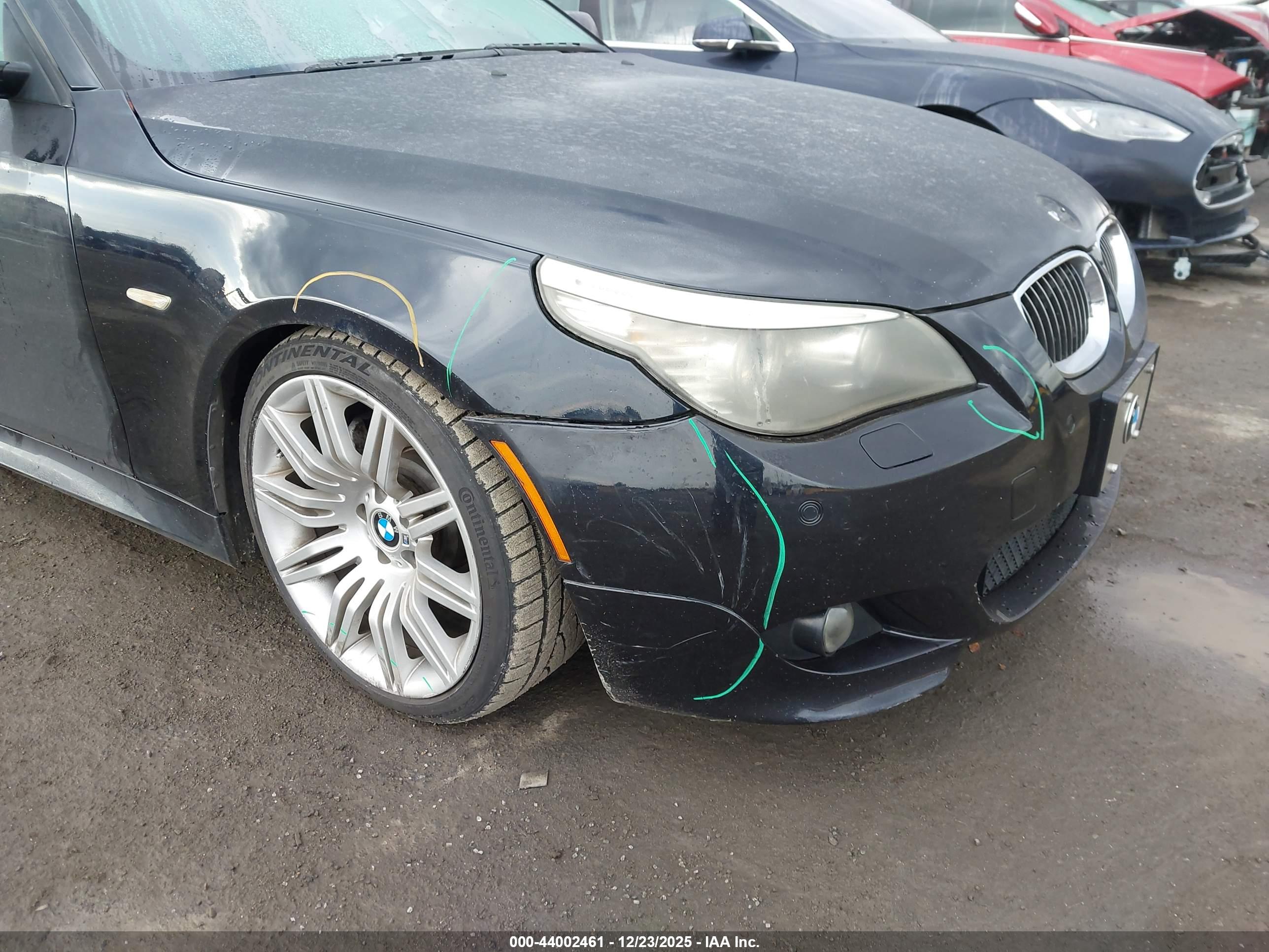 BMW 550I image 6