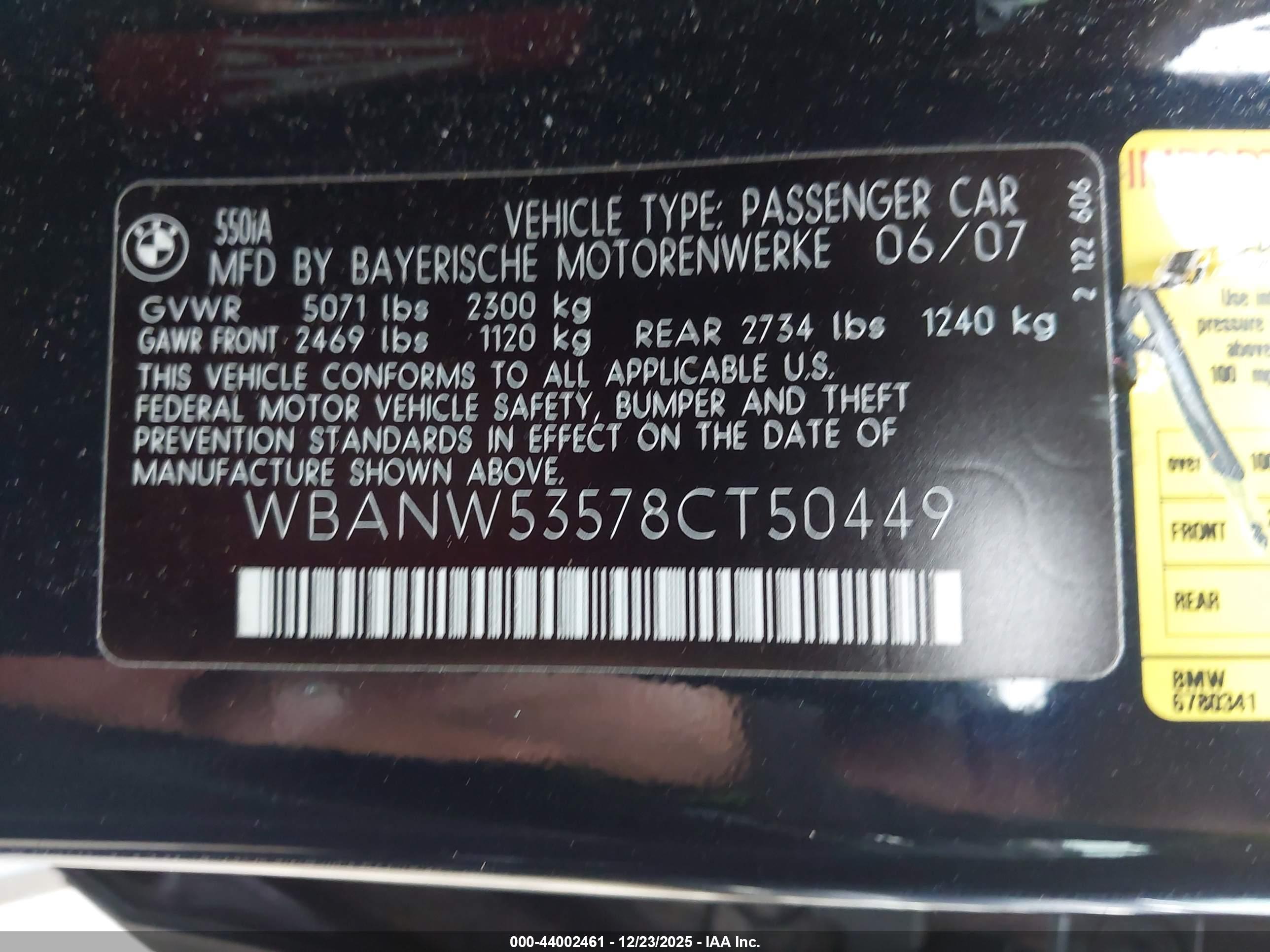 BMW 550I image 9