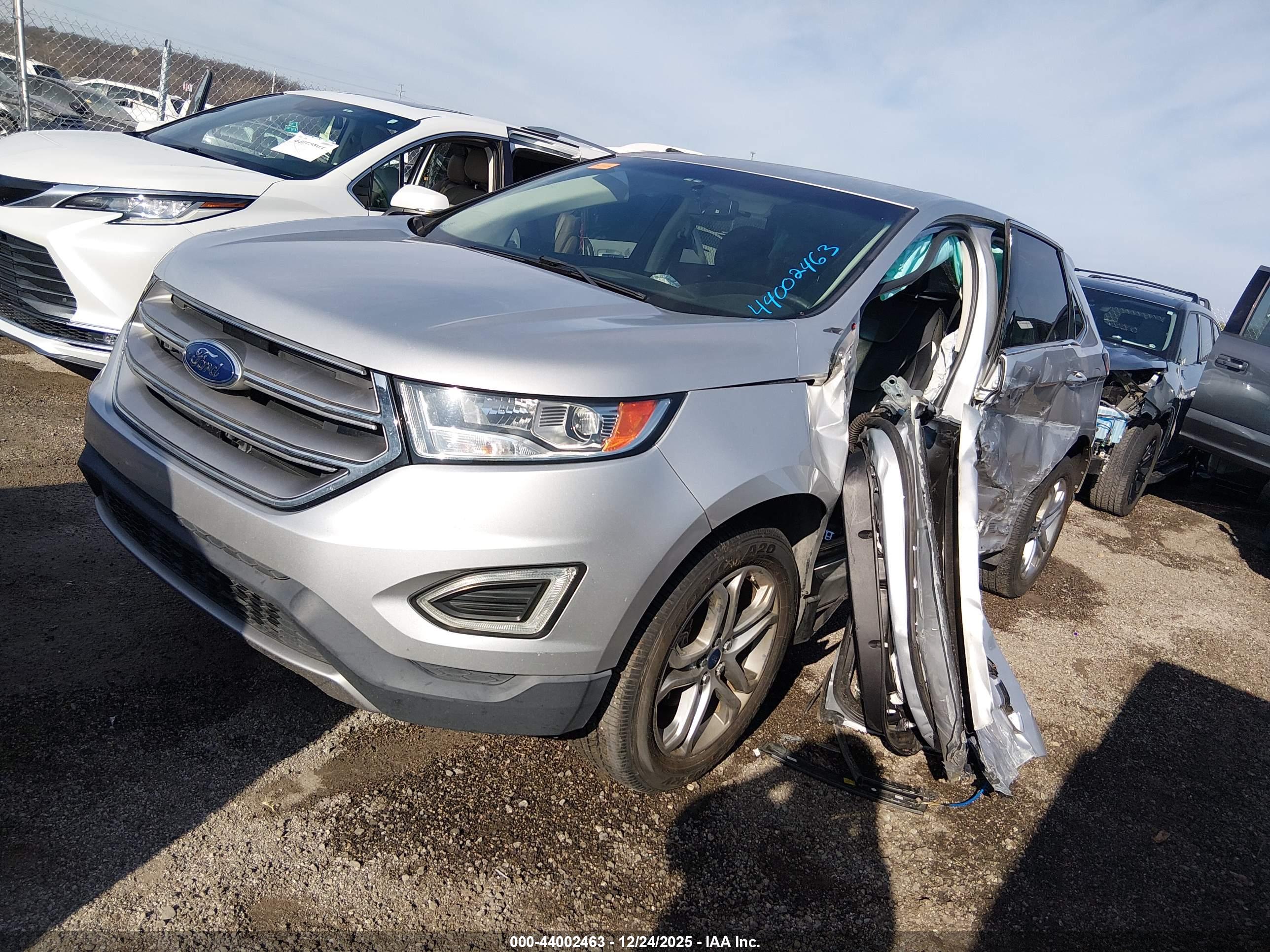 FORD EDGE image 2