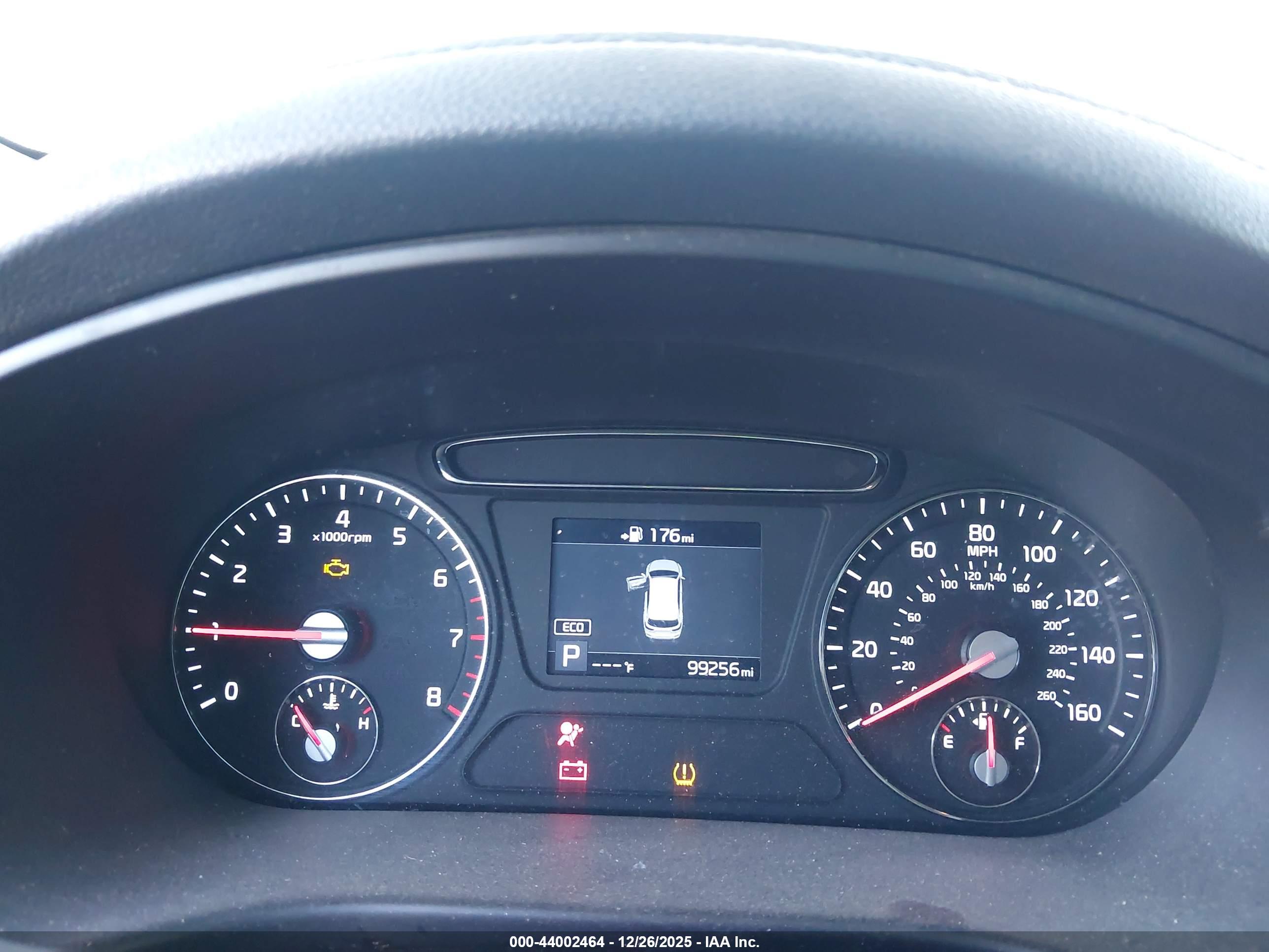 KIA SORENTO image 7