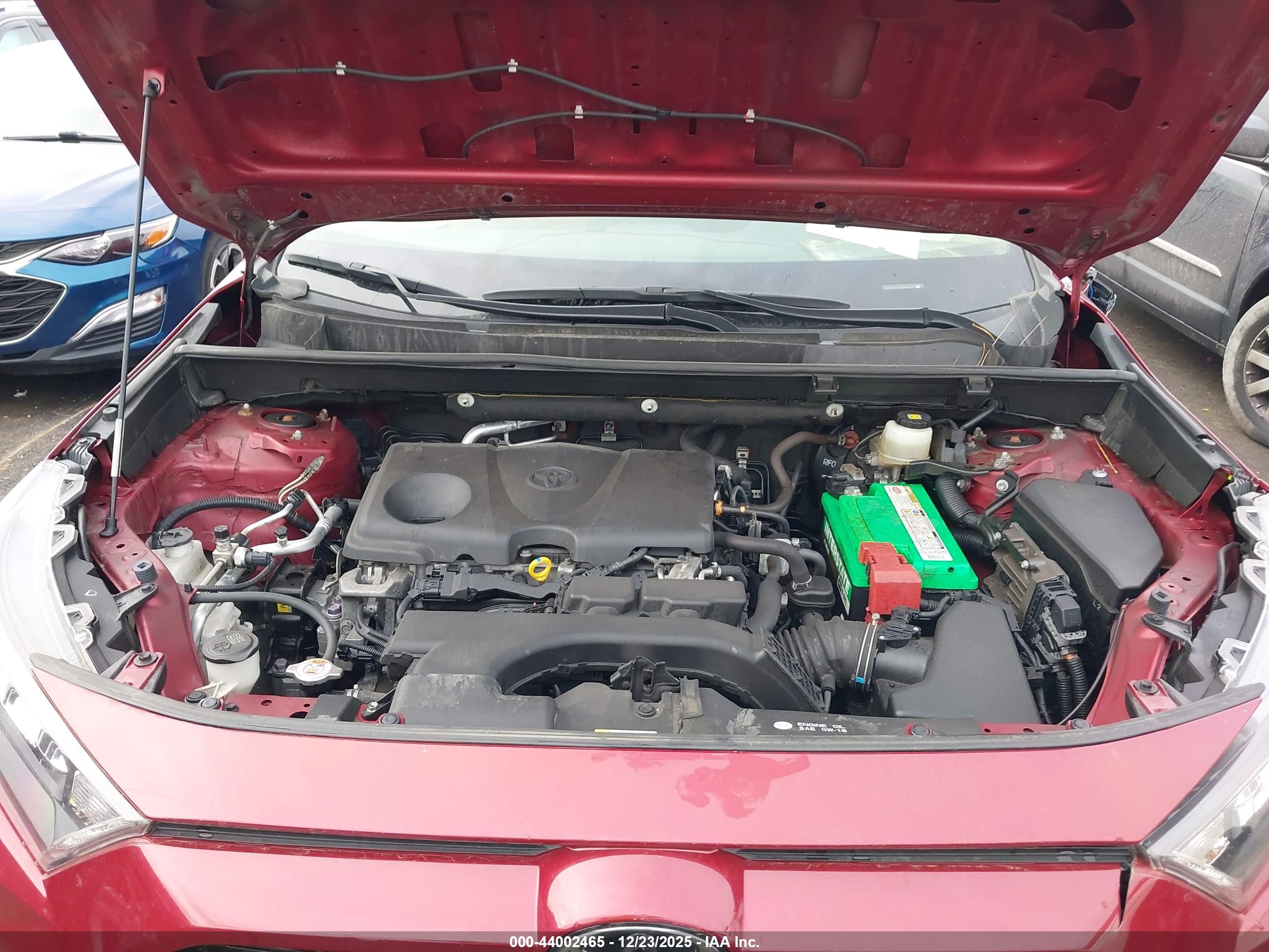 TOYOTA RAV4 image 10