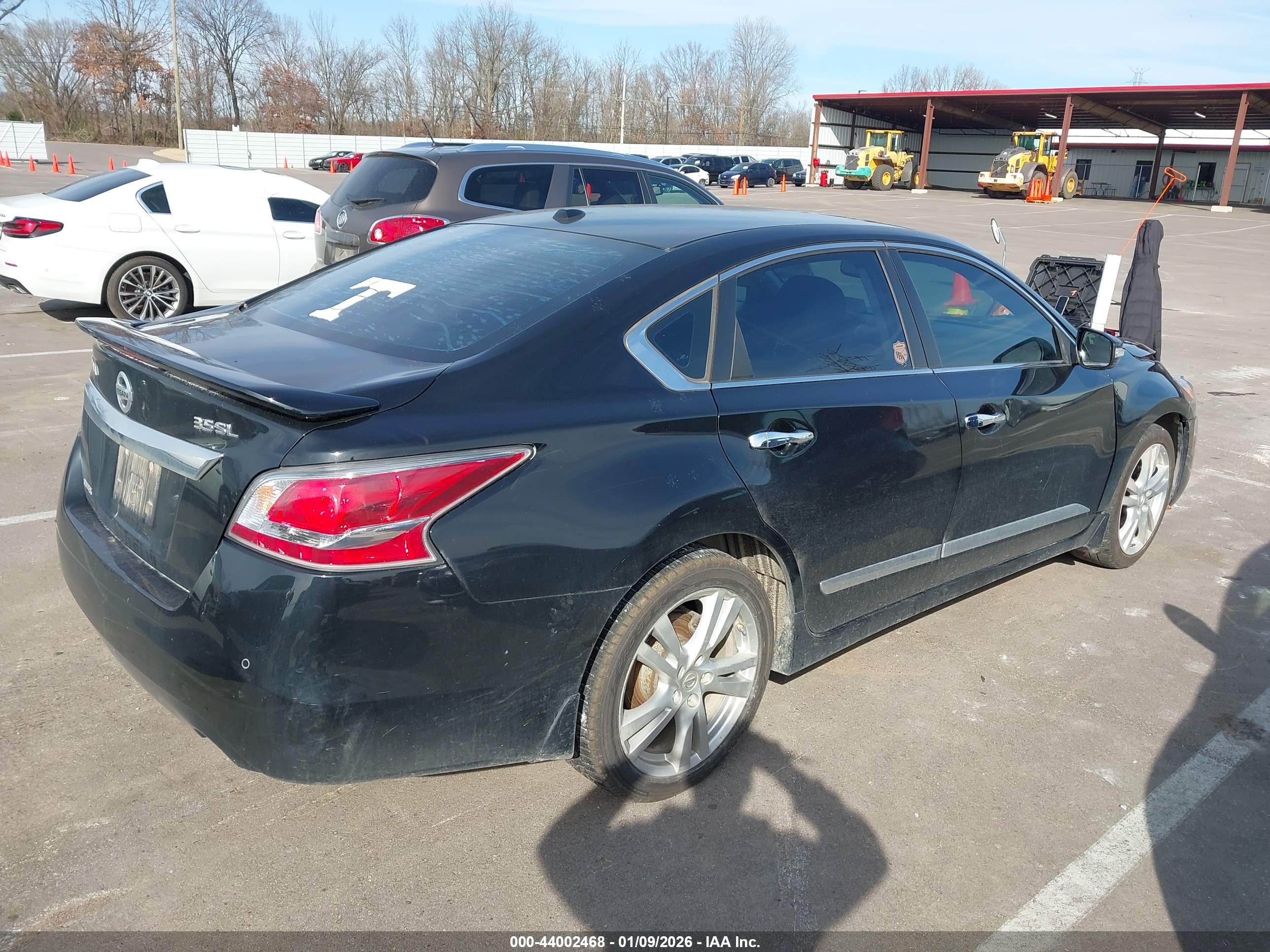 NISSAN ALTIMA image 4