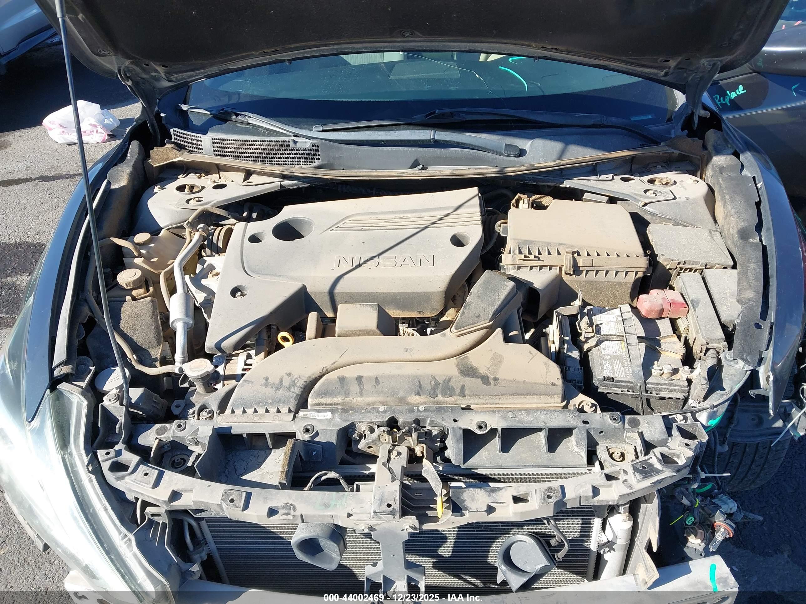 NISSAN ALTIMA image 10