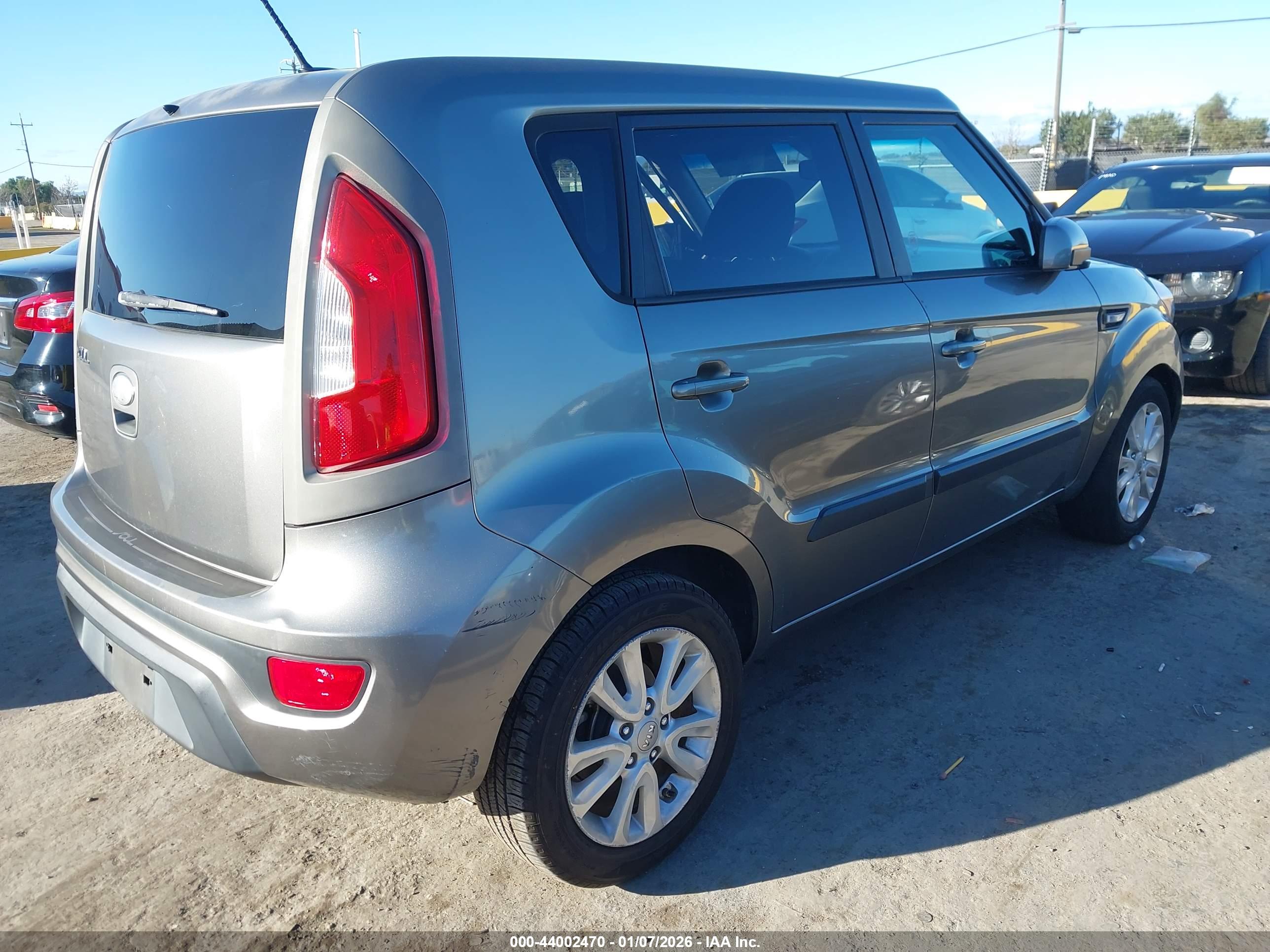 KIA SOUL image 4