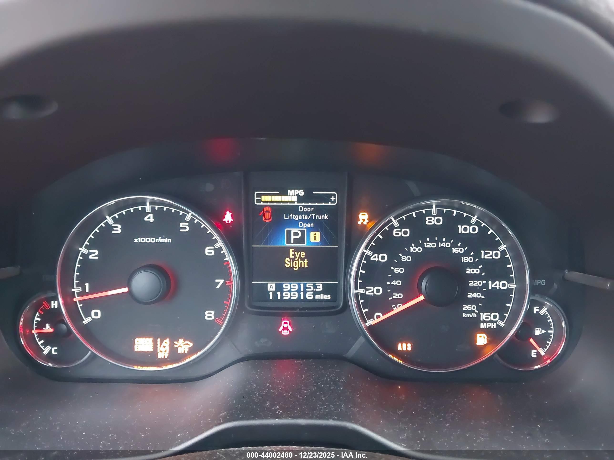 SUBARU OUTBACK image 7