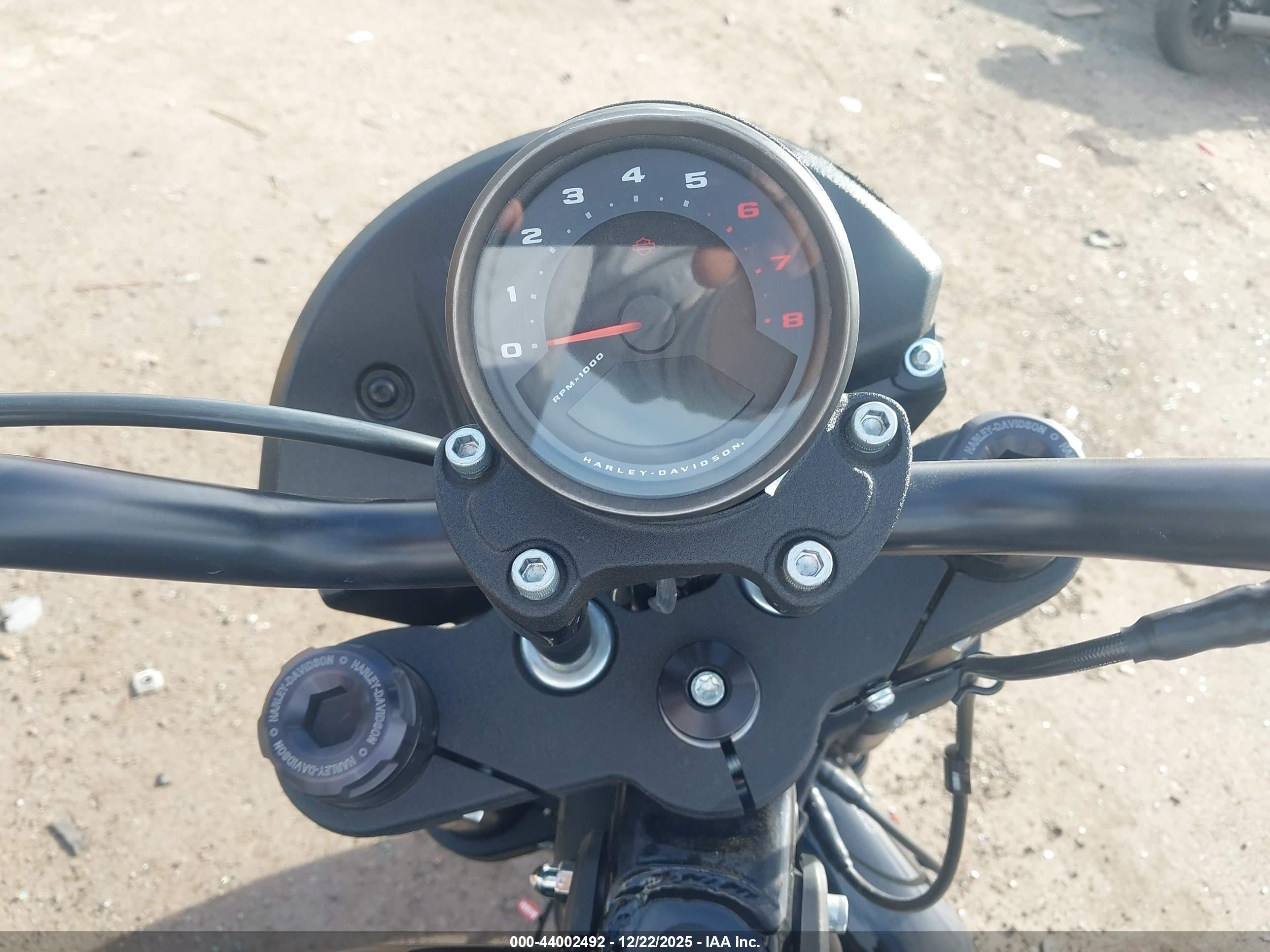HARLEY-DAVIDSON FXLRS image 7