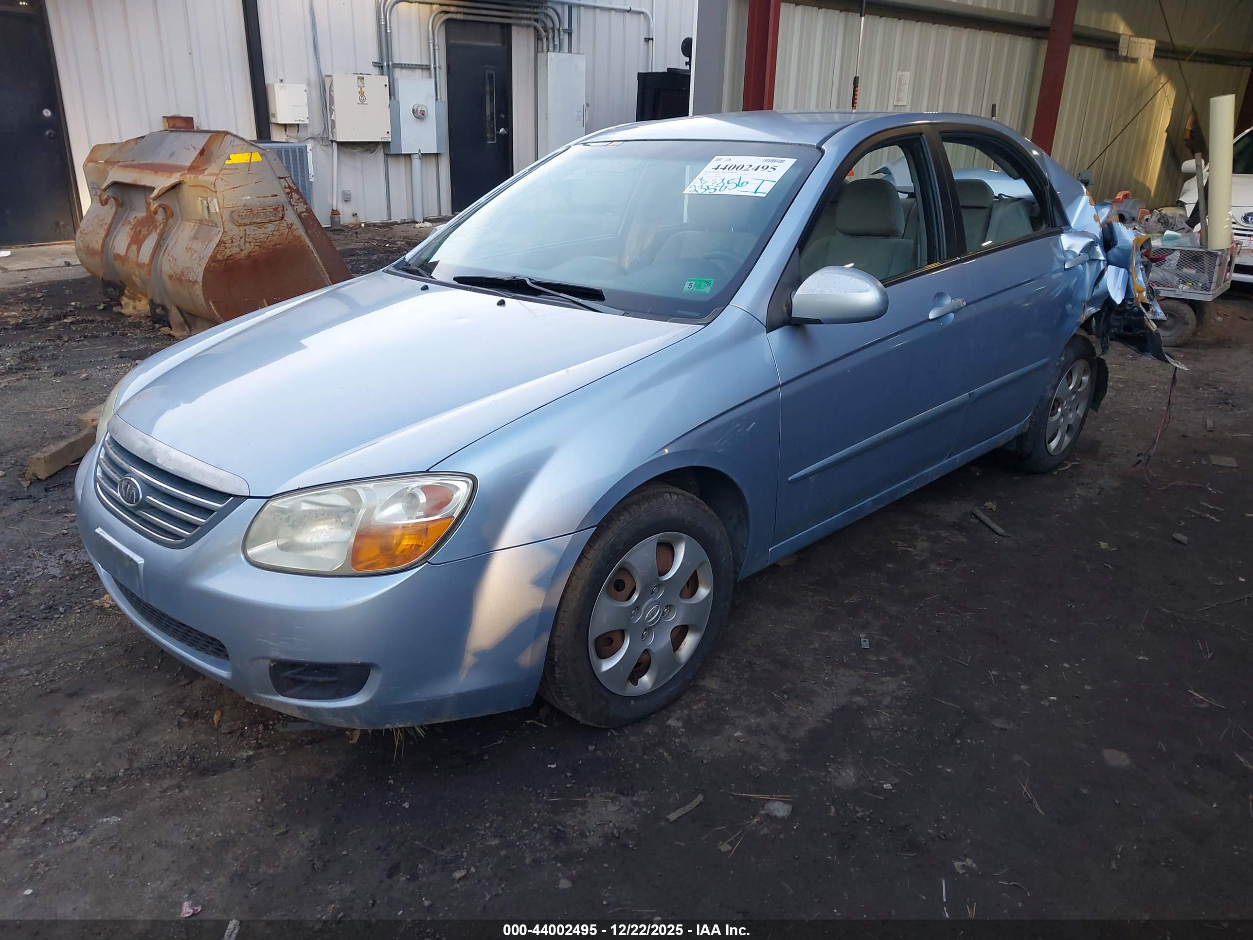KIA SPECTRA image 2
