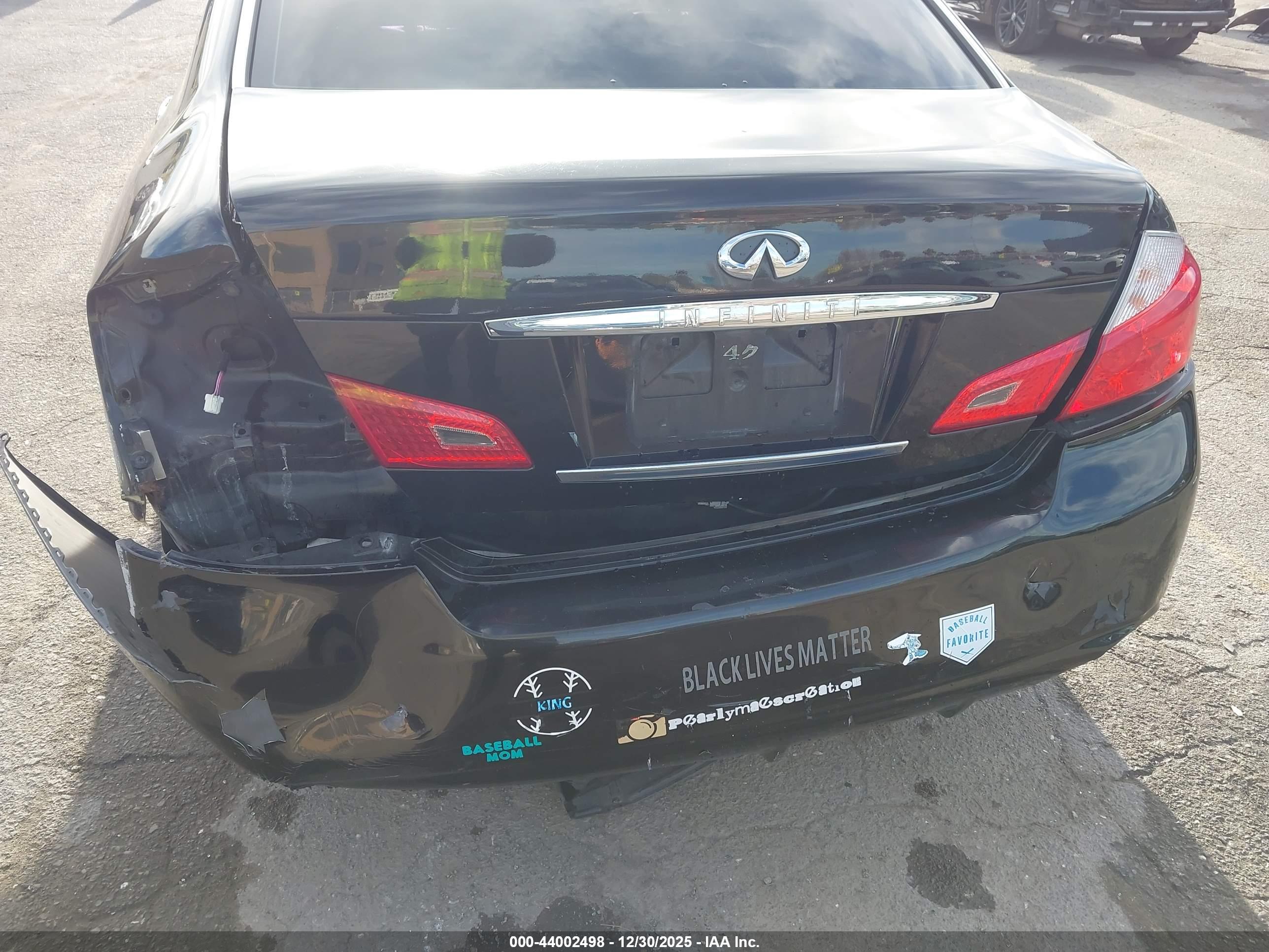 INFINITI M35 image 6