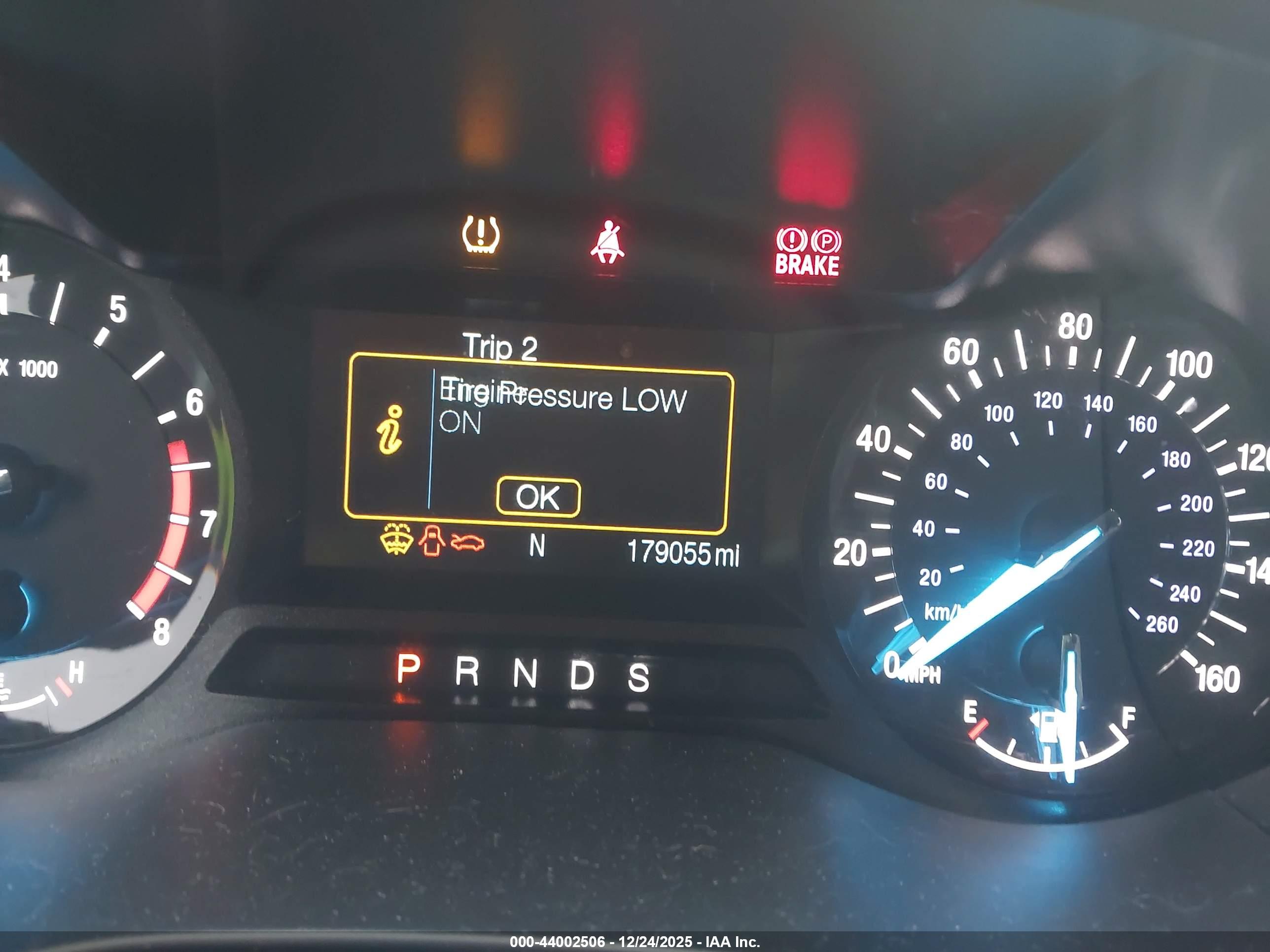 FORD FUSION image 7