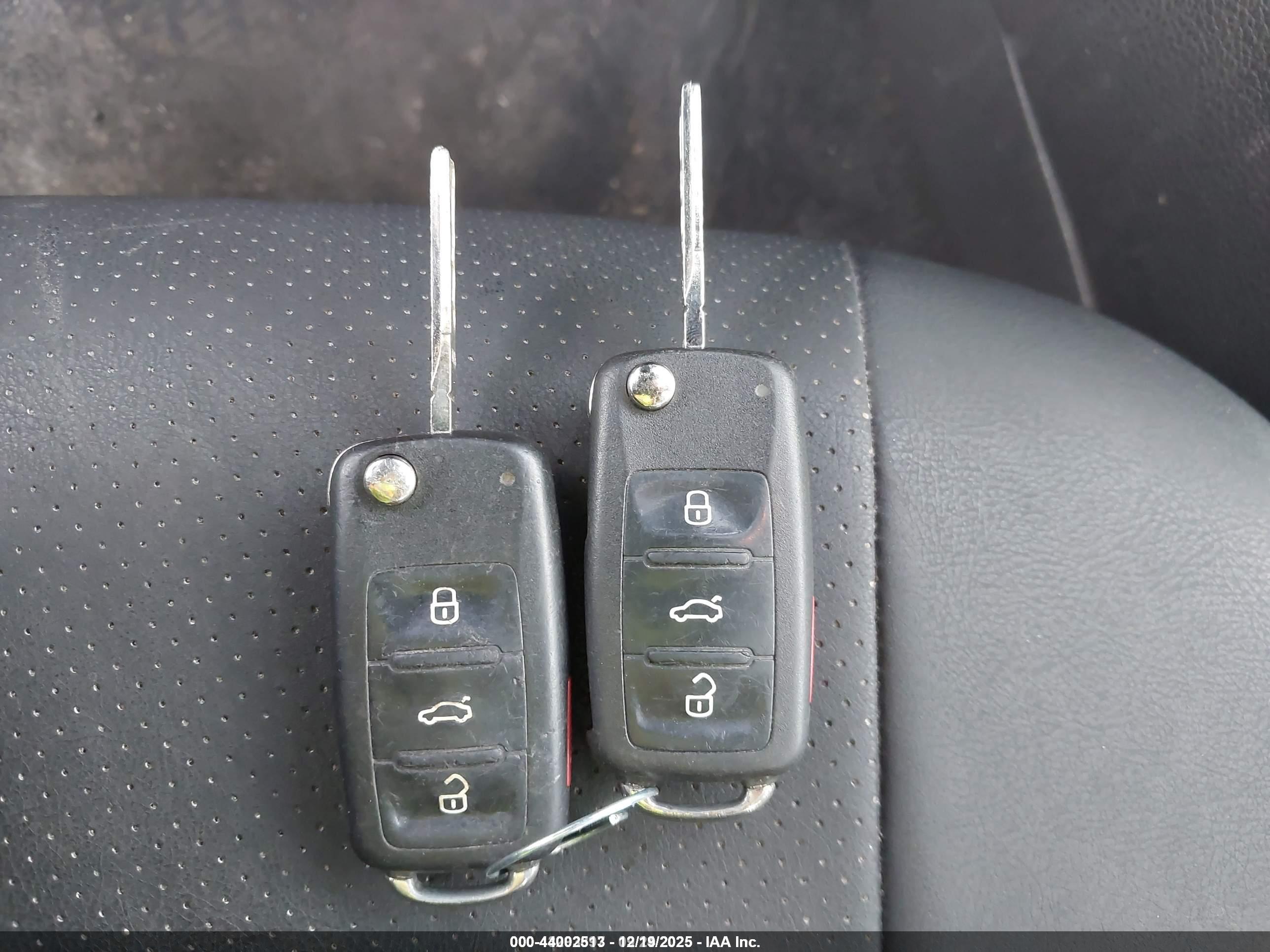 VOLKSWAGEN JETTA image 11