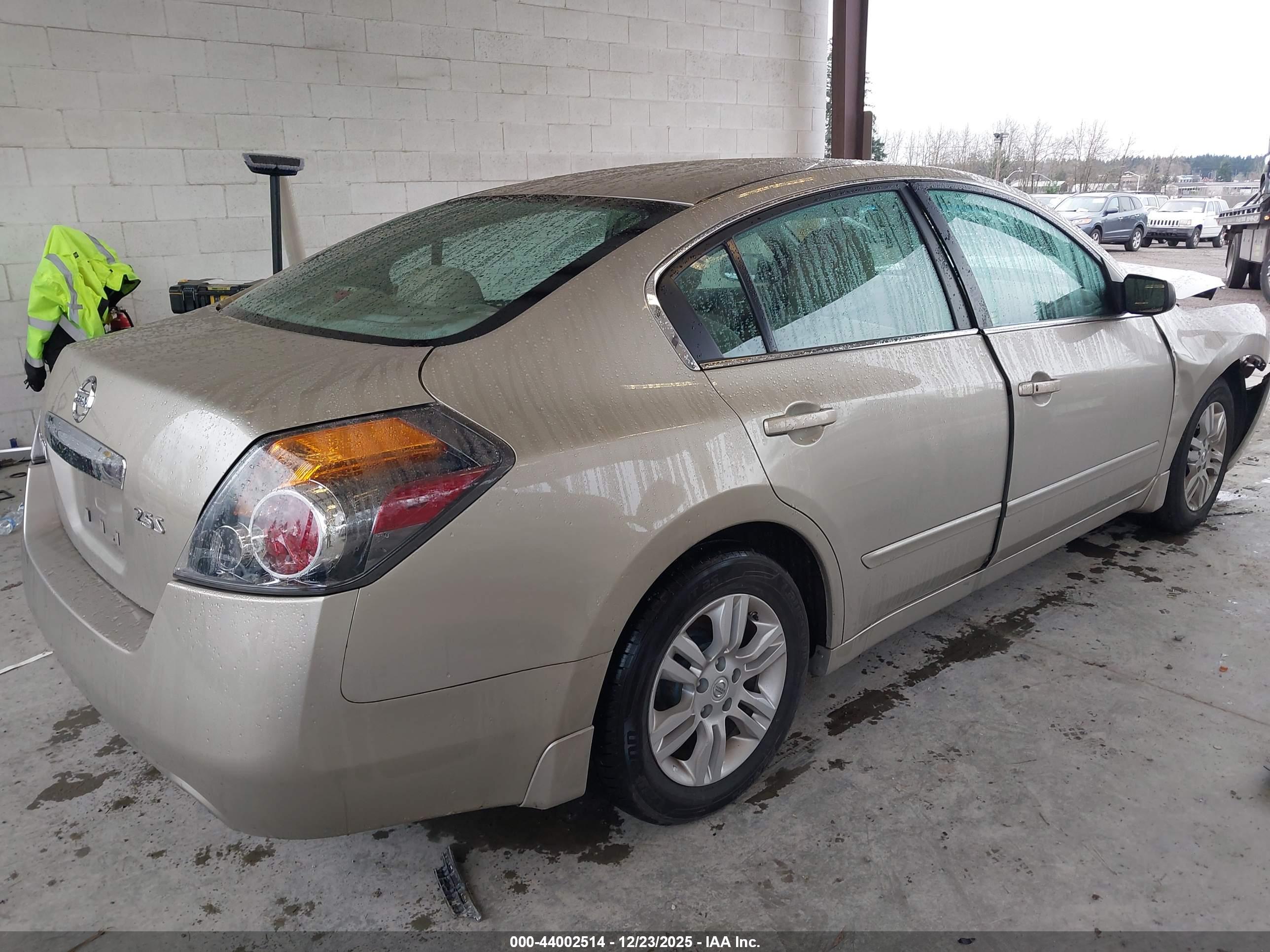 NISSAN ALTIMA image 4