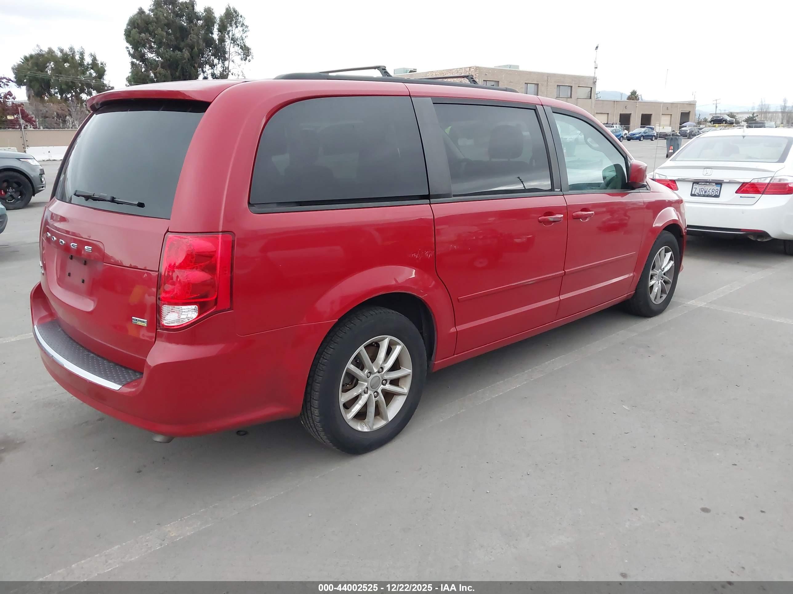 DODGE GRAND image 4