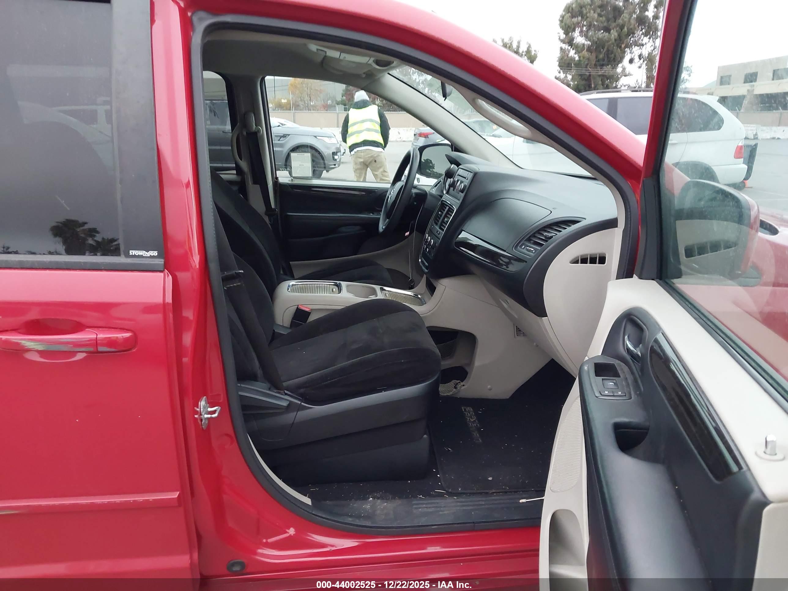 DODGE GRAND image 5