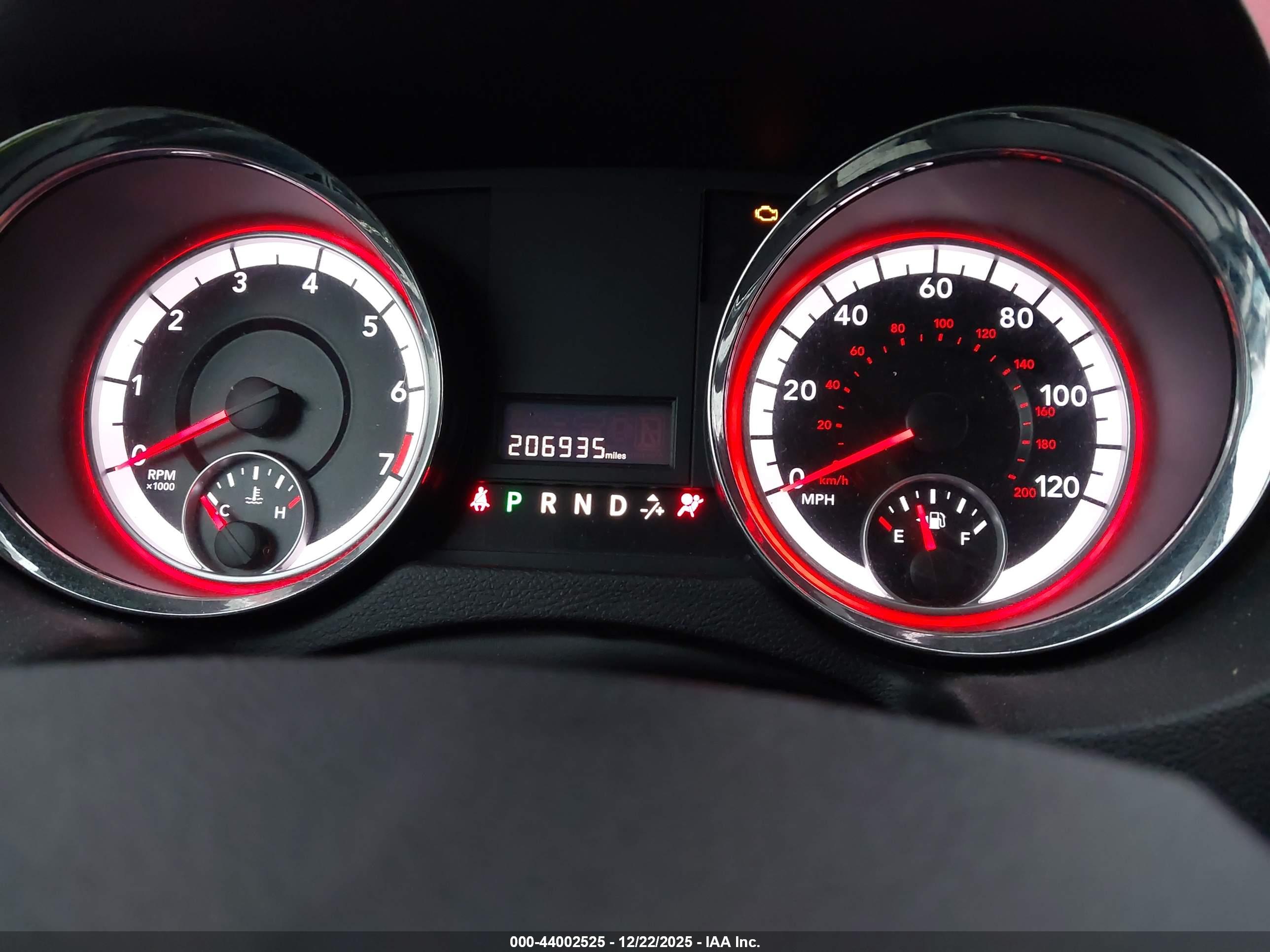 DODGE GRAND image 7