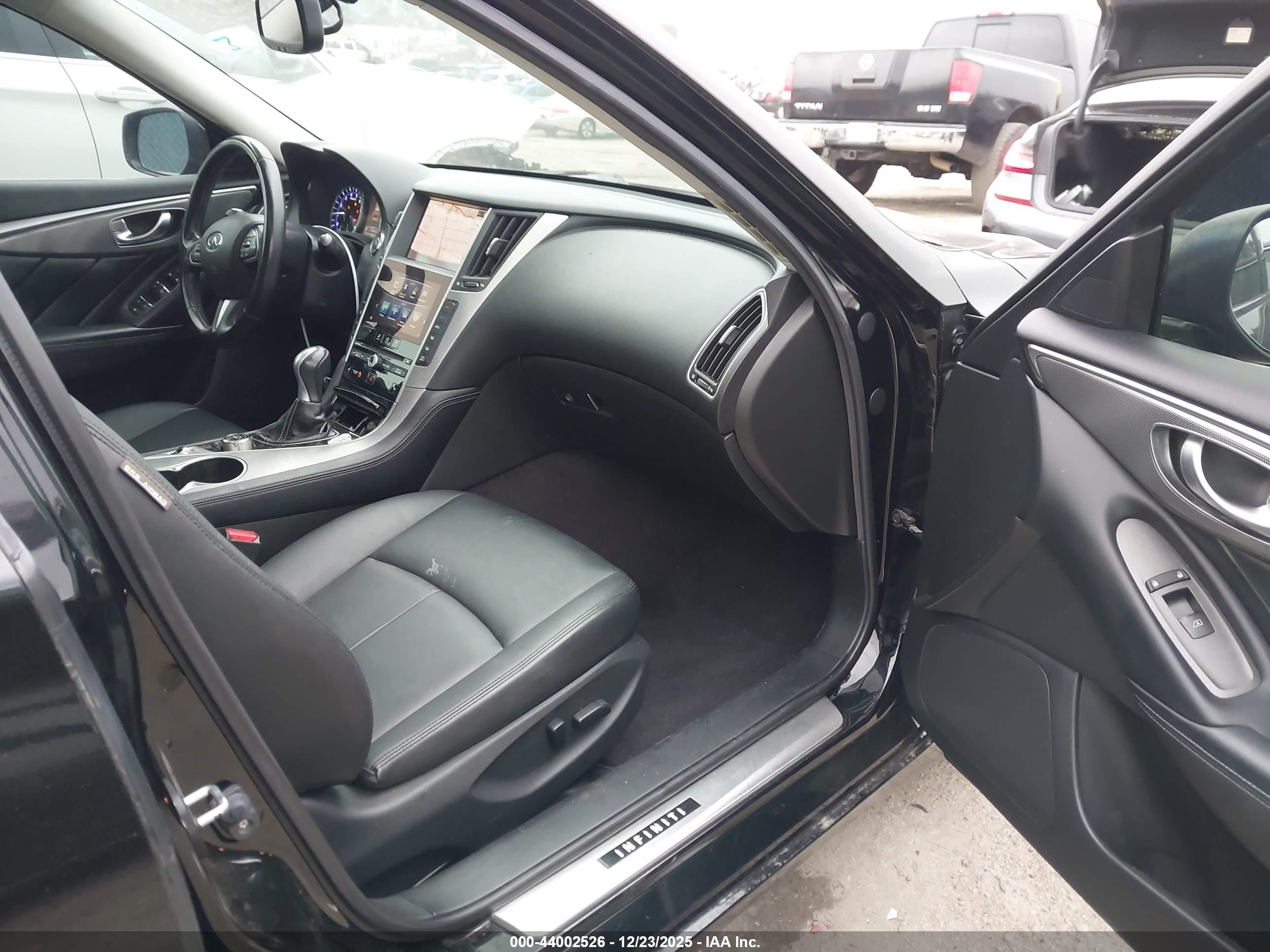 INFINITI Q50 image 5