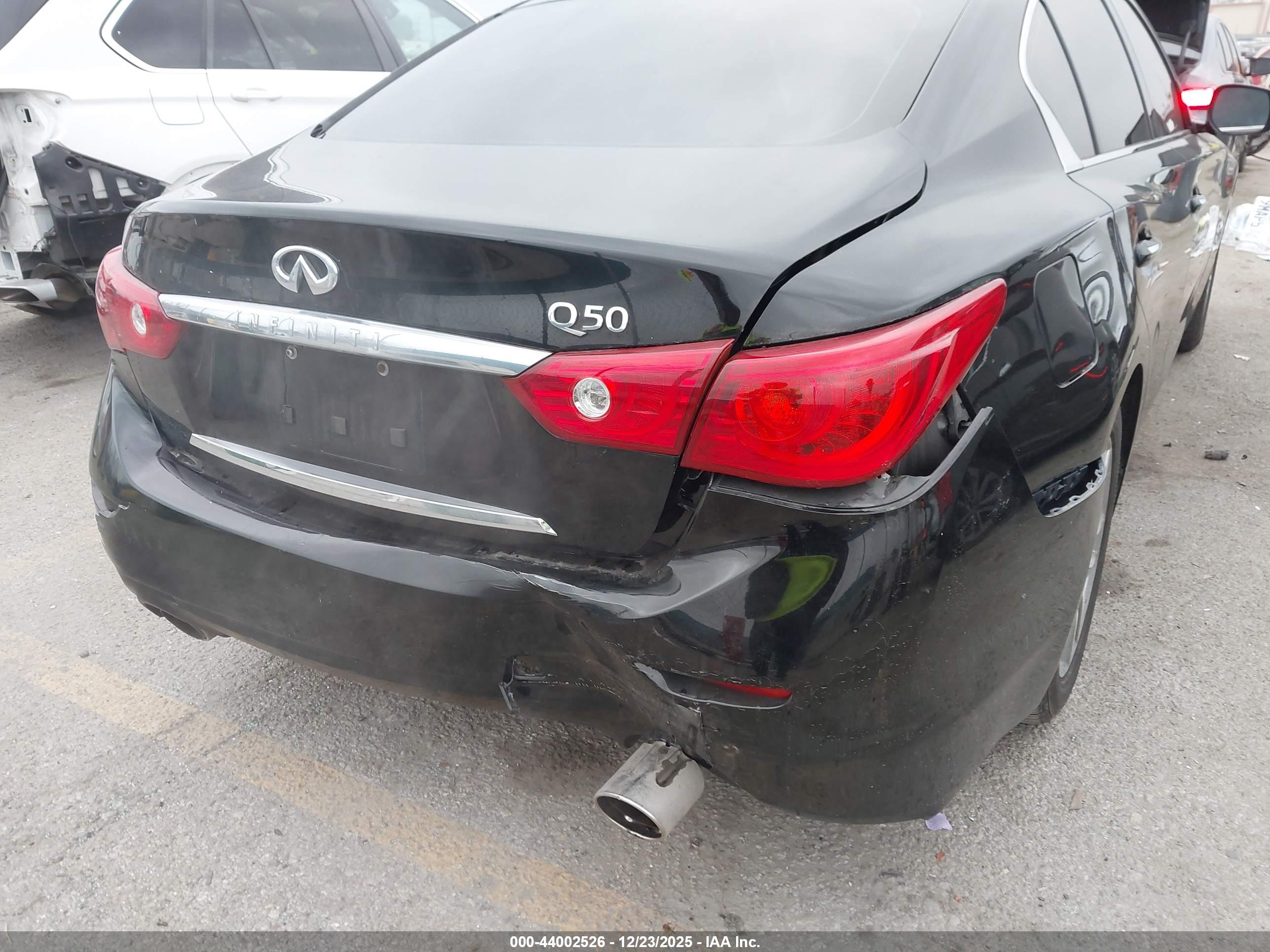 INFINITI Q50 image 6