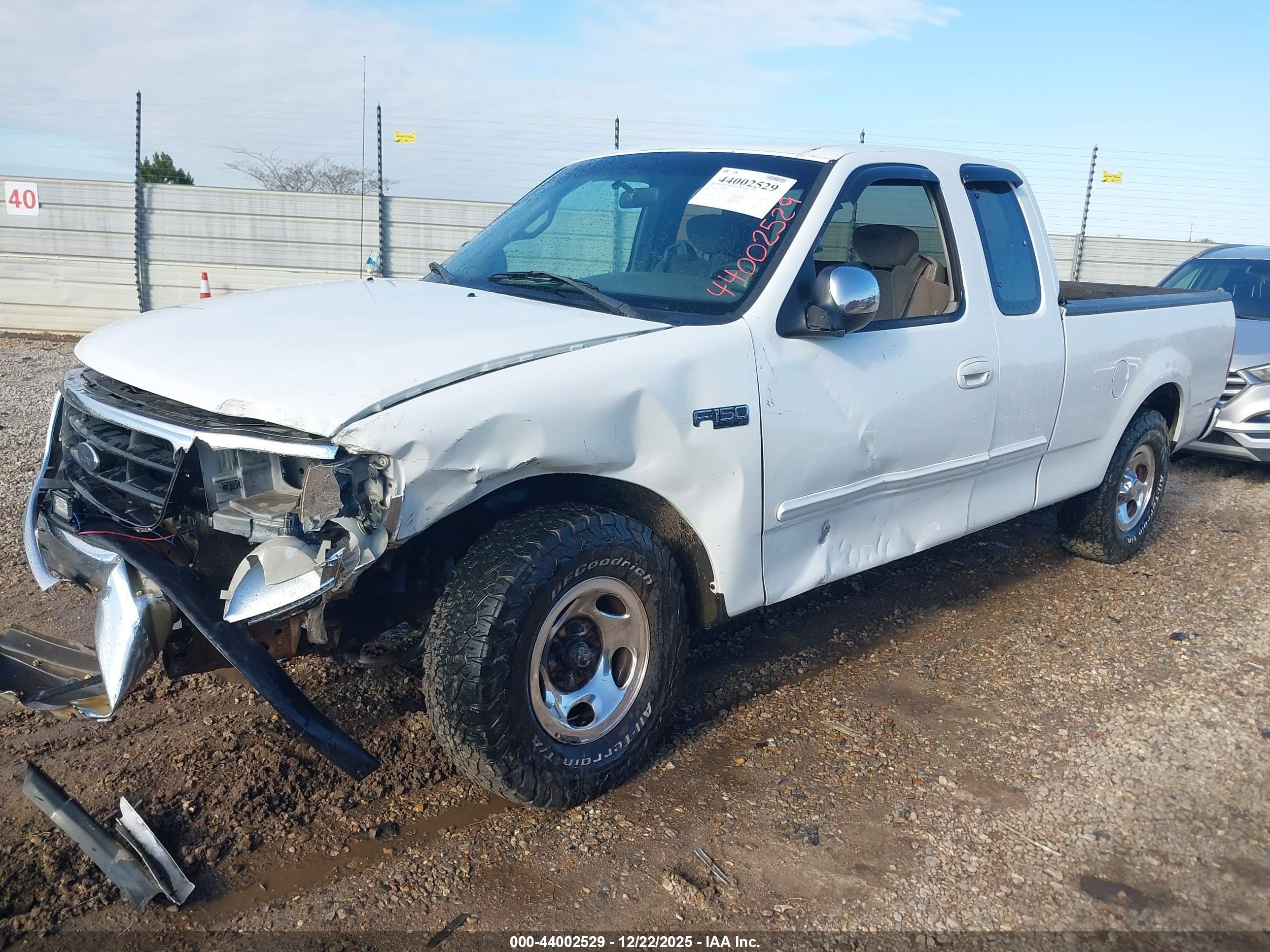 FORD F-150 image 2