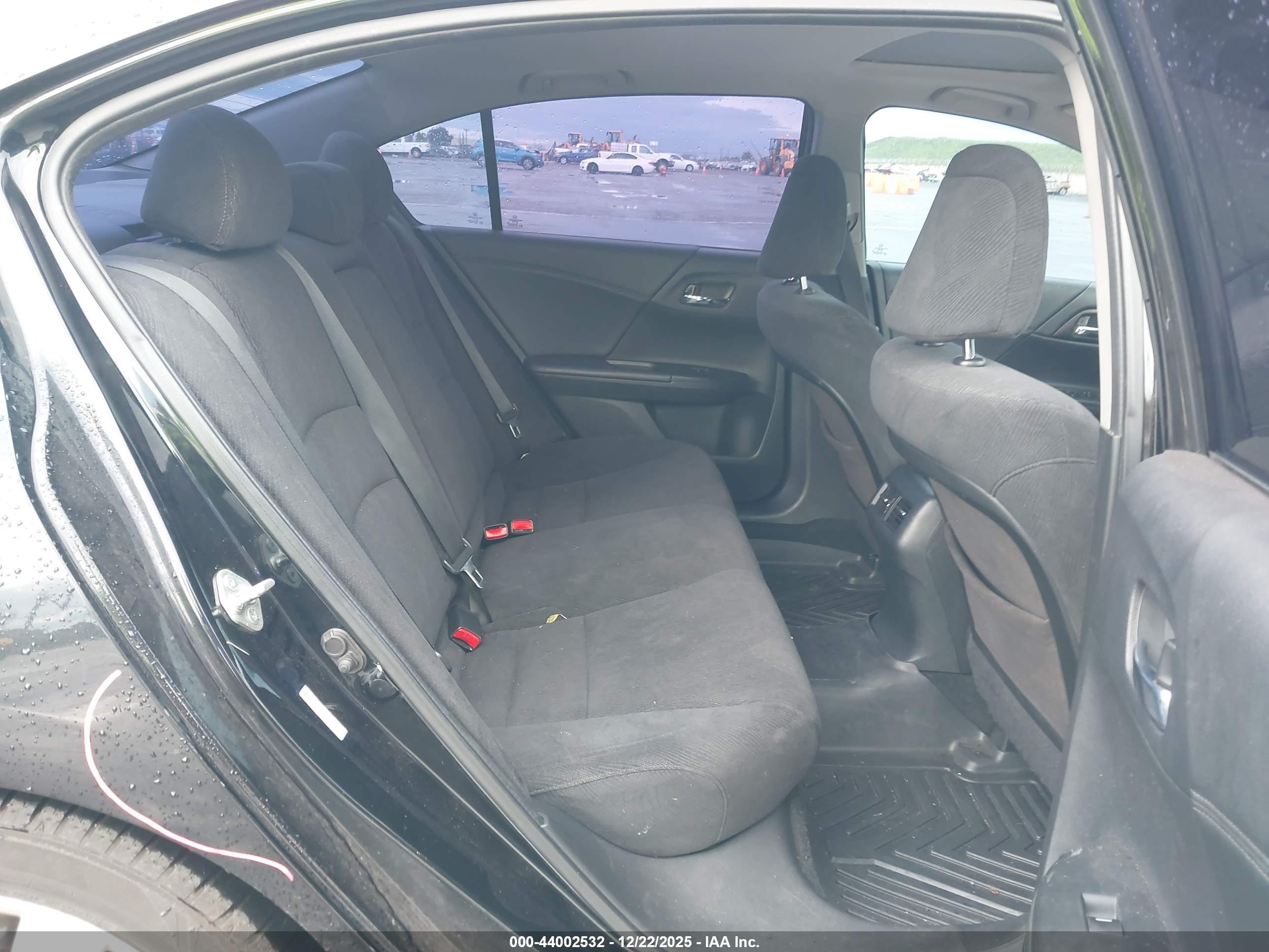 HONDA ACCORD image 8