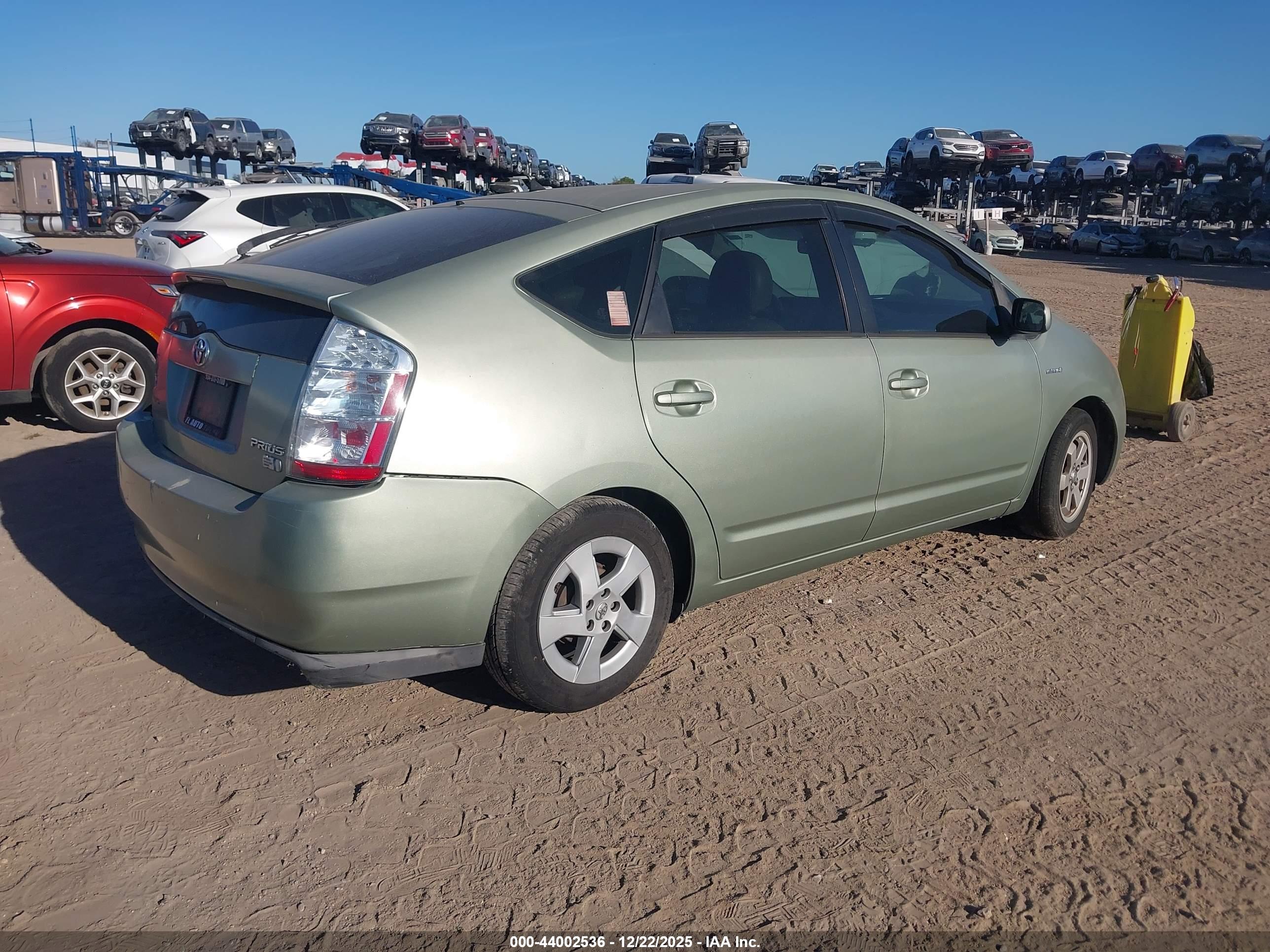 TOYOTA PRIUS image 4