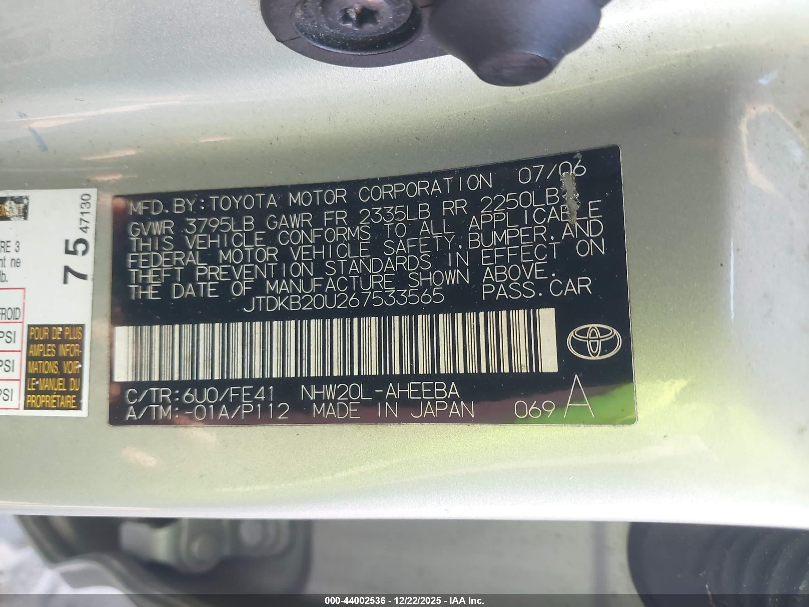 TOYOTA PRIUS image 9