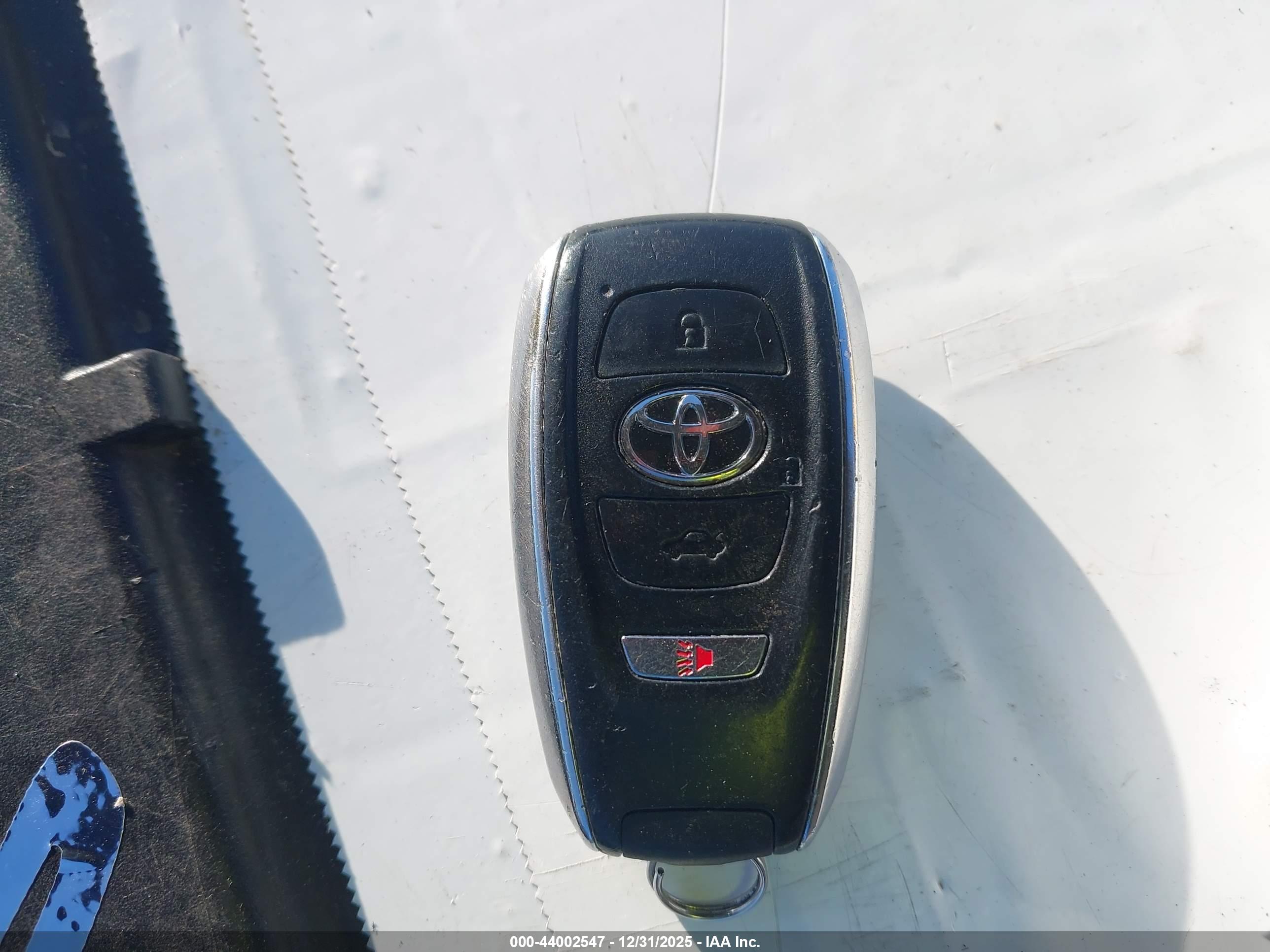 TOYOTA GR86 image 11
