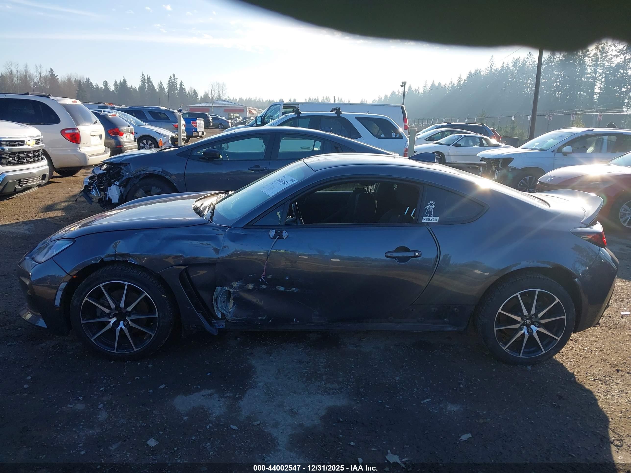 TOYOTA GR86 image 6