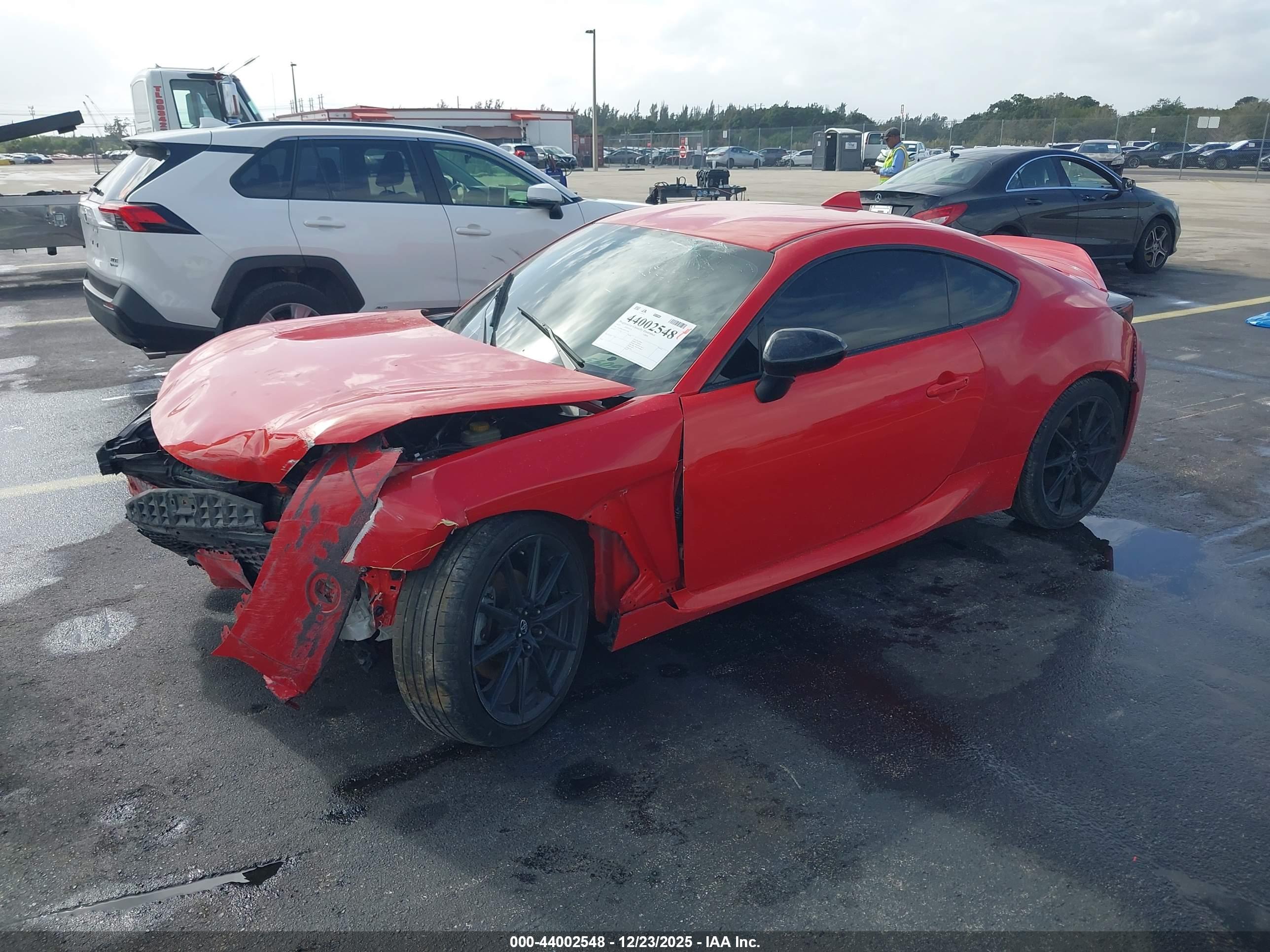 TOYOTA GR86 image 2