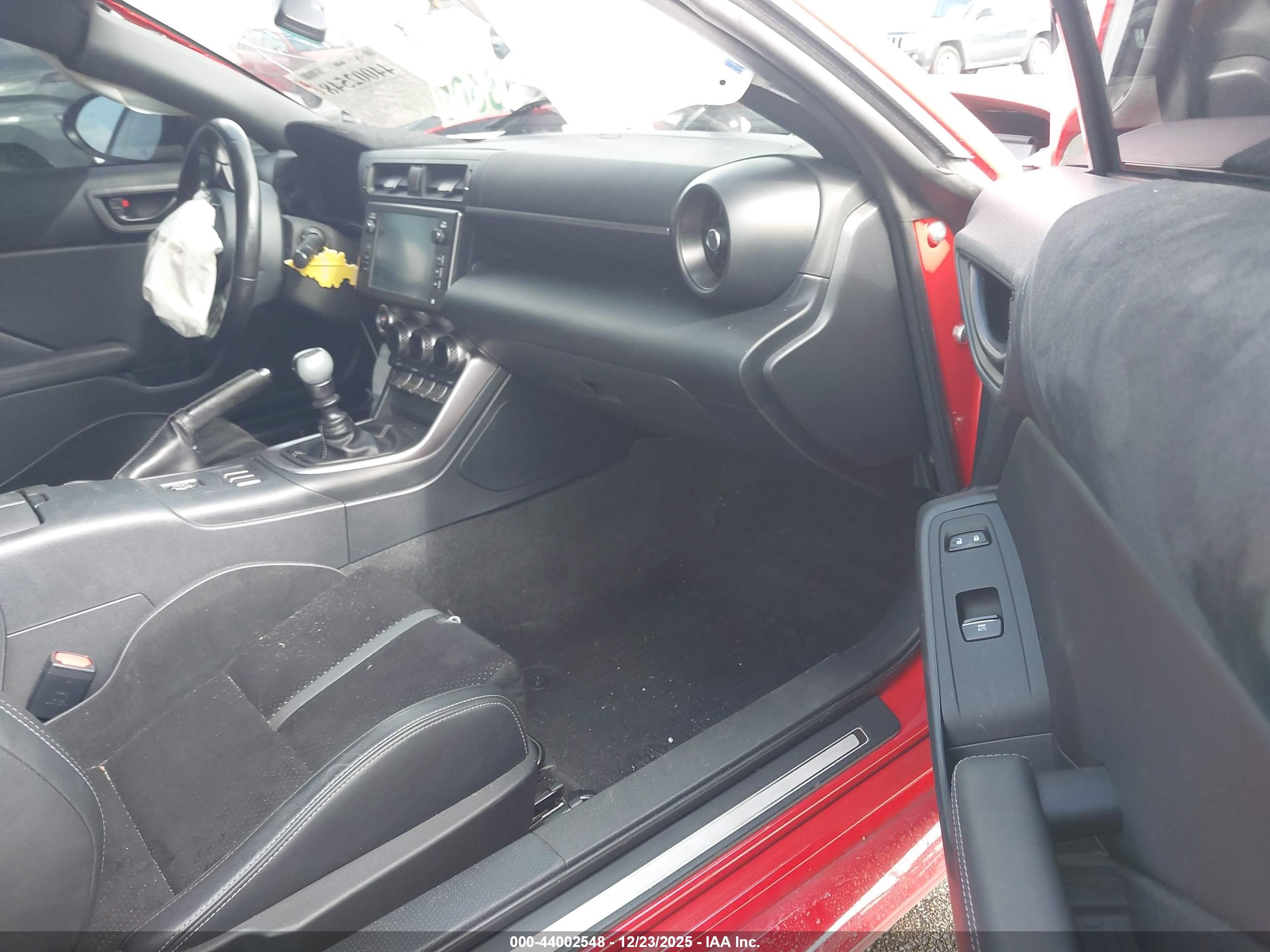 TOYOTA GR86 image 5