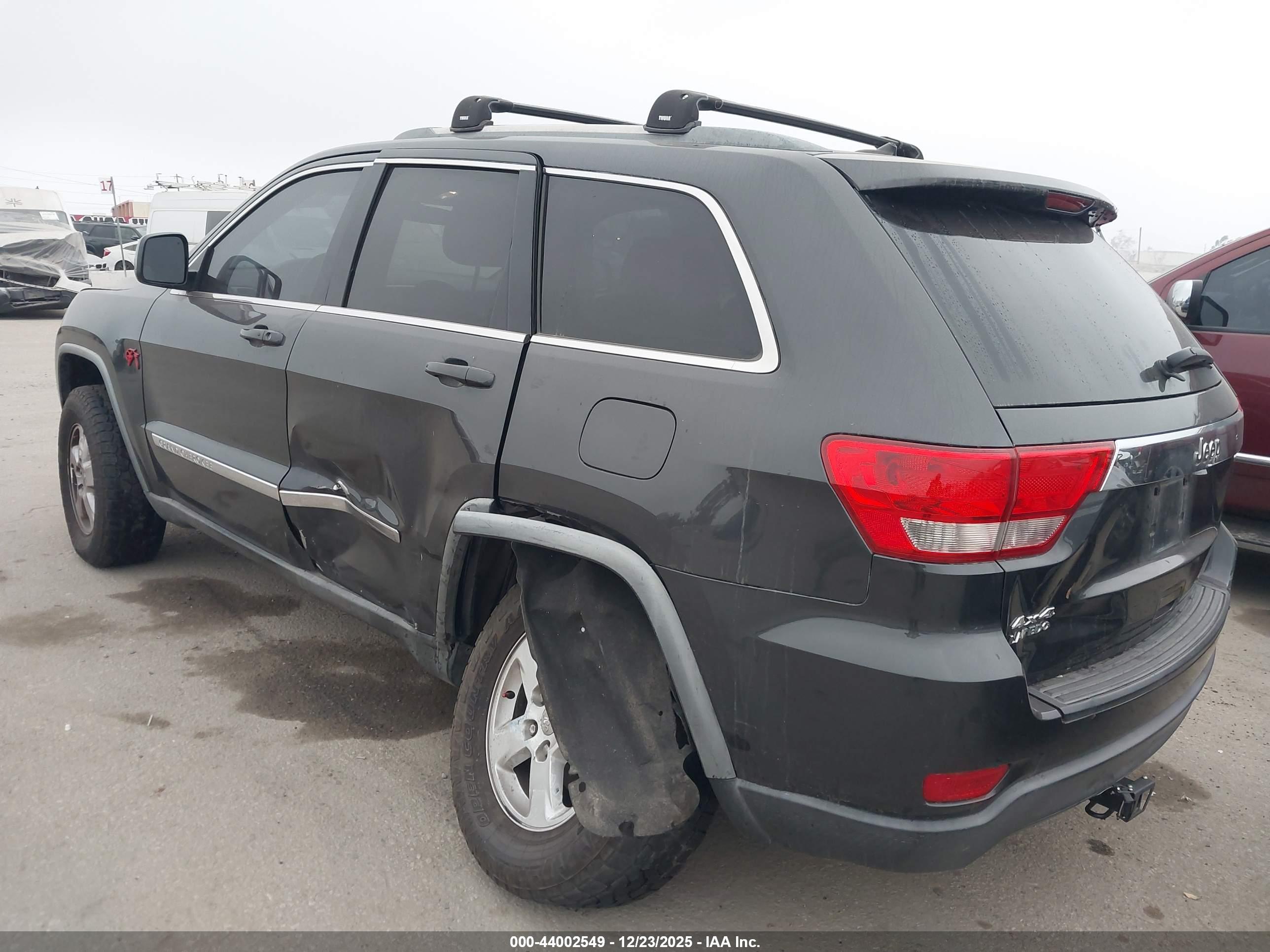 JEEP GRAND image 3