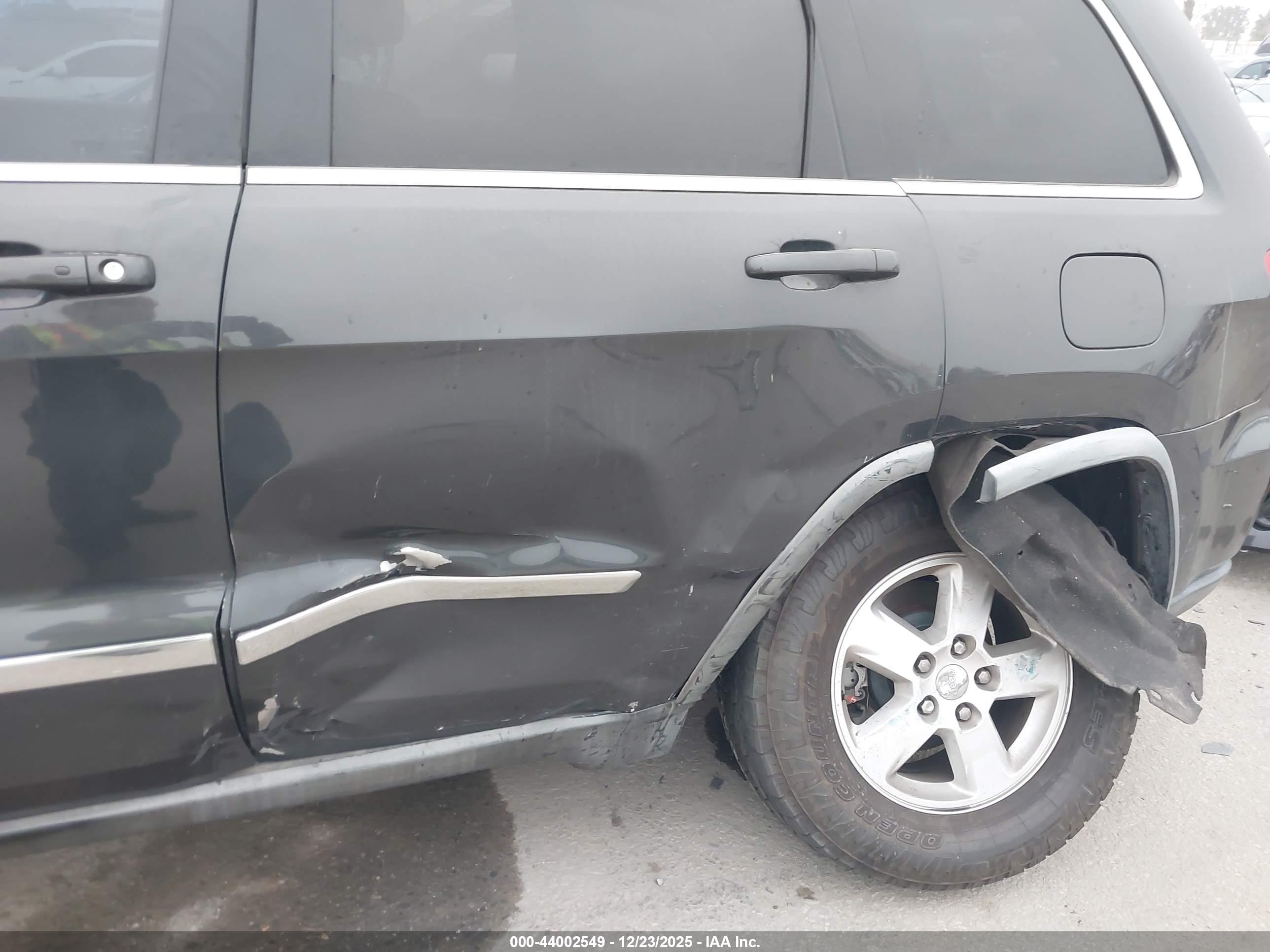 JEEP GRAND image 6