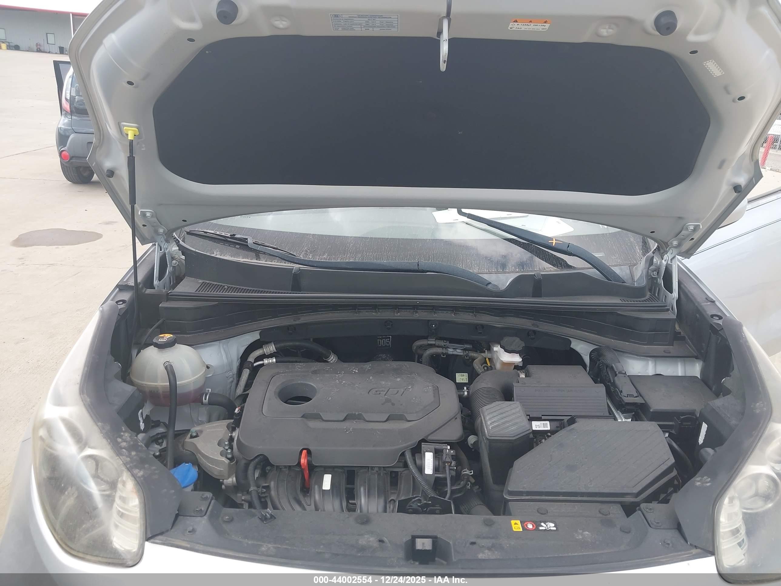 KIA SPORTAGE image 10