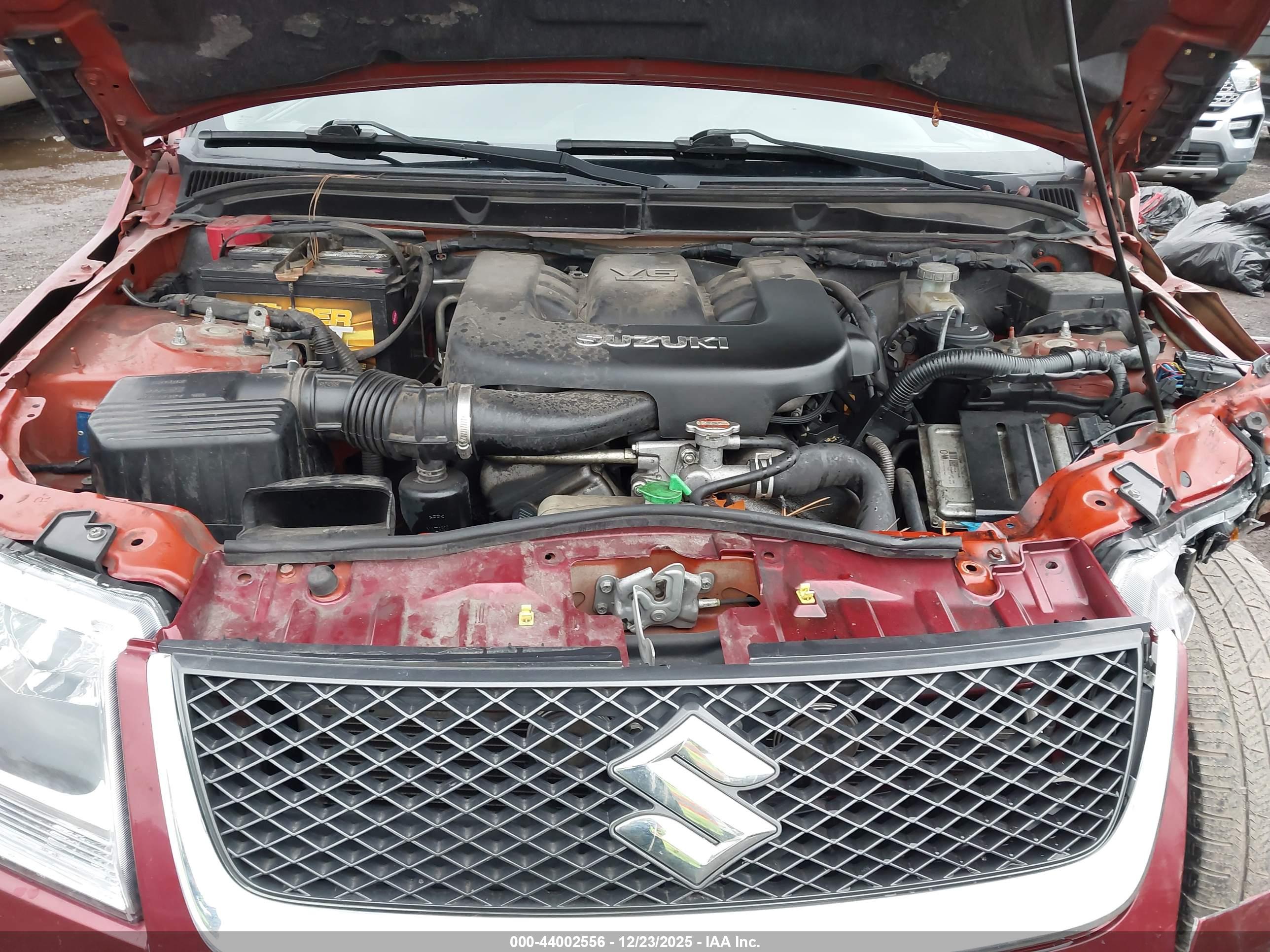 SUZUKI GRAND image 10