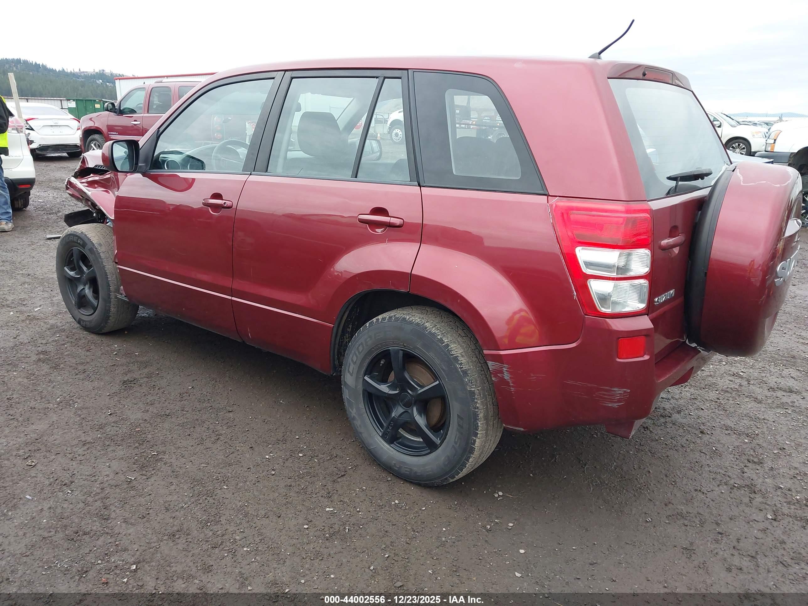 SUZUKI GRAND image 3