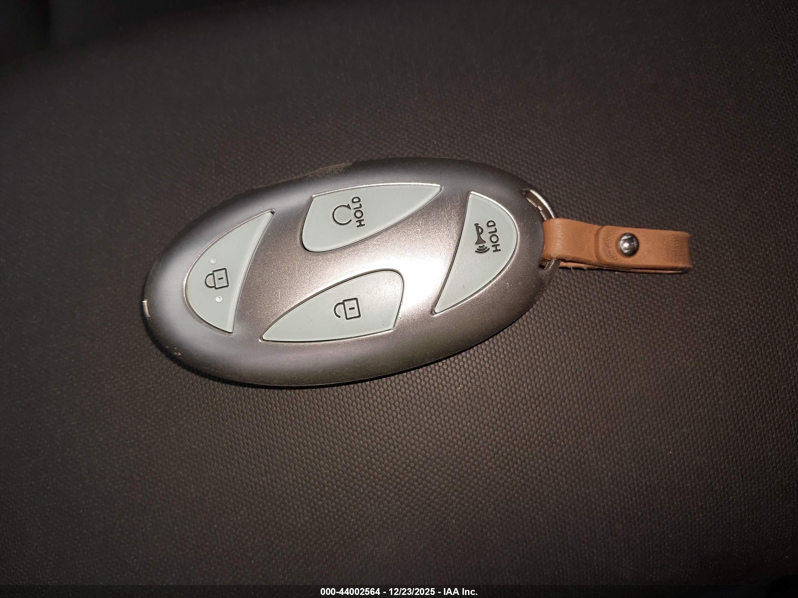 HYUNDAI IONIQ image 11