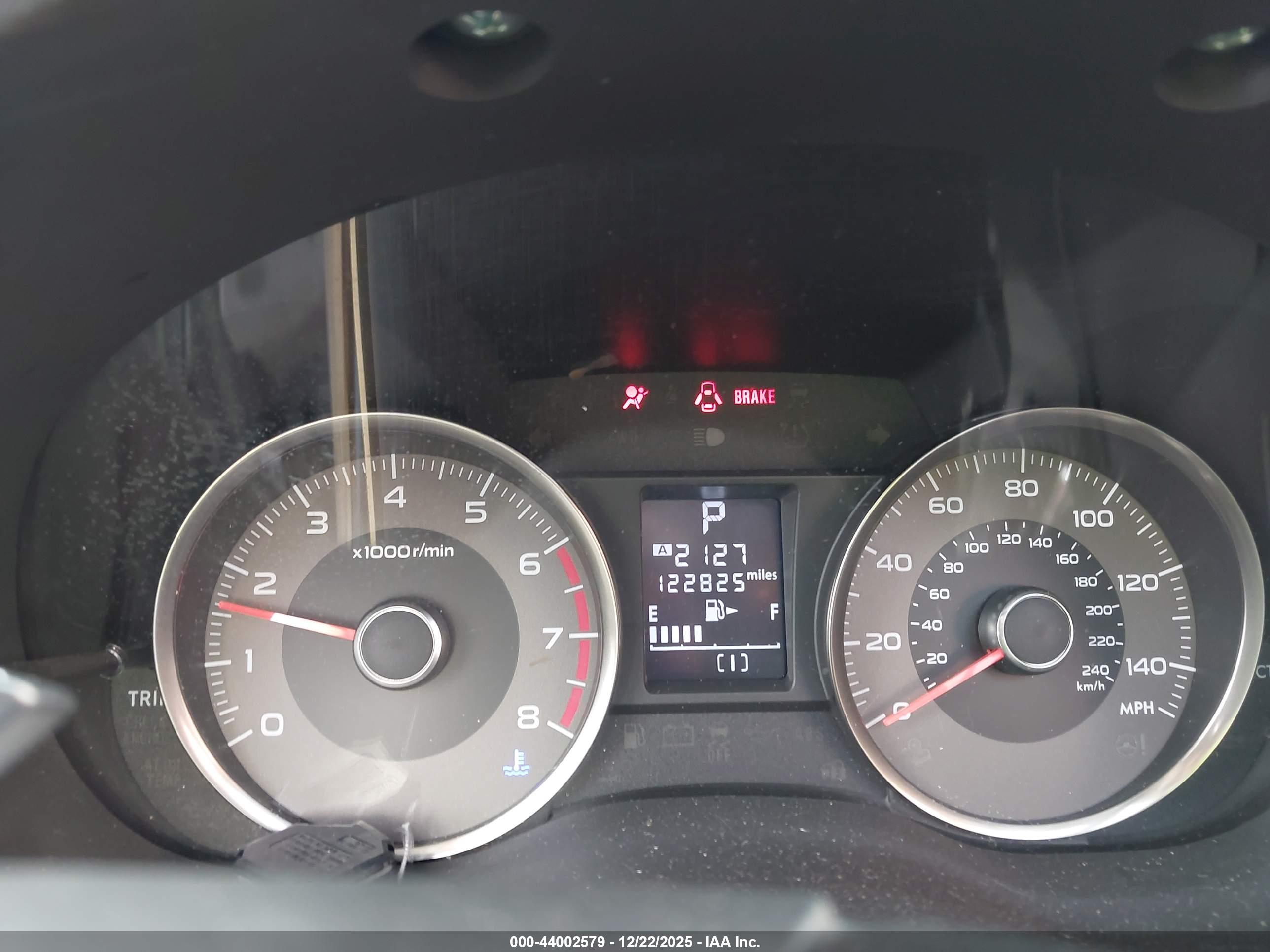 SUBARU FORESTER image 7