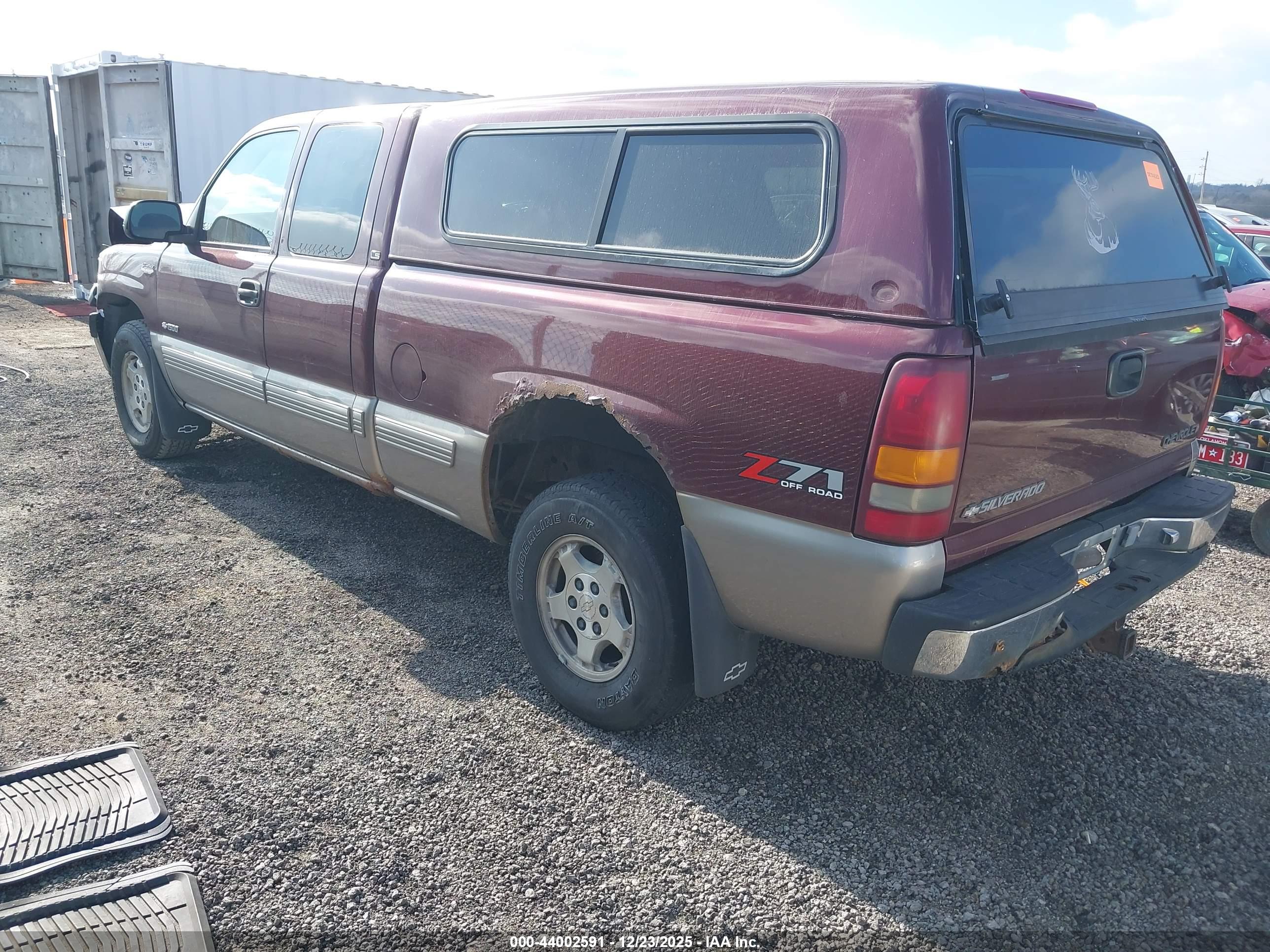 CHEVROLET SILVERADO image 3