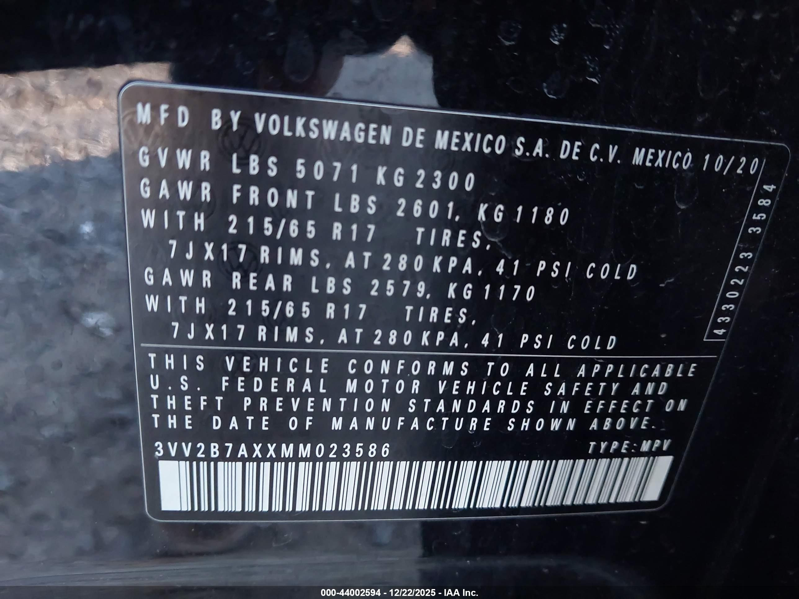 VOLKSWAGEN TIGUAN image 9