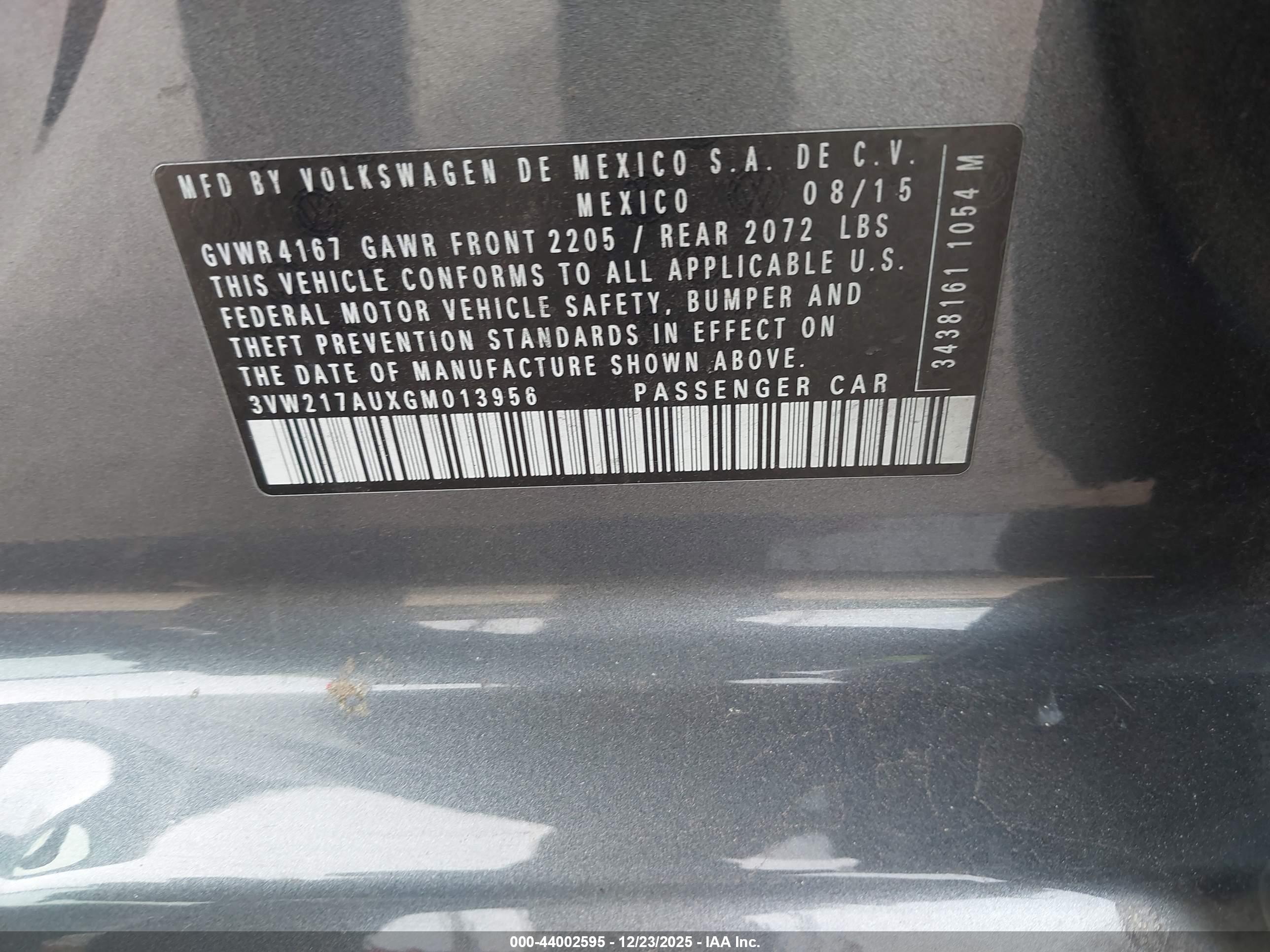 VOLKSWAGEN GOLF image 9