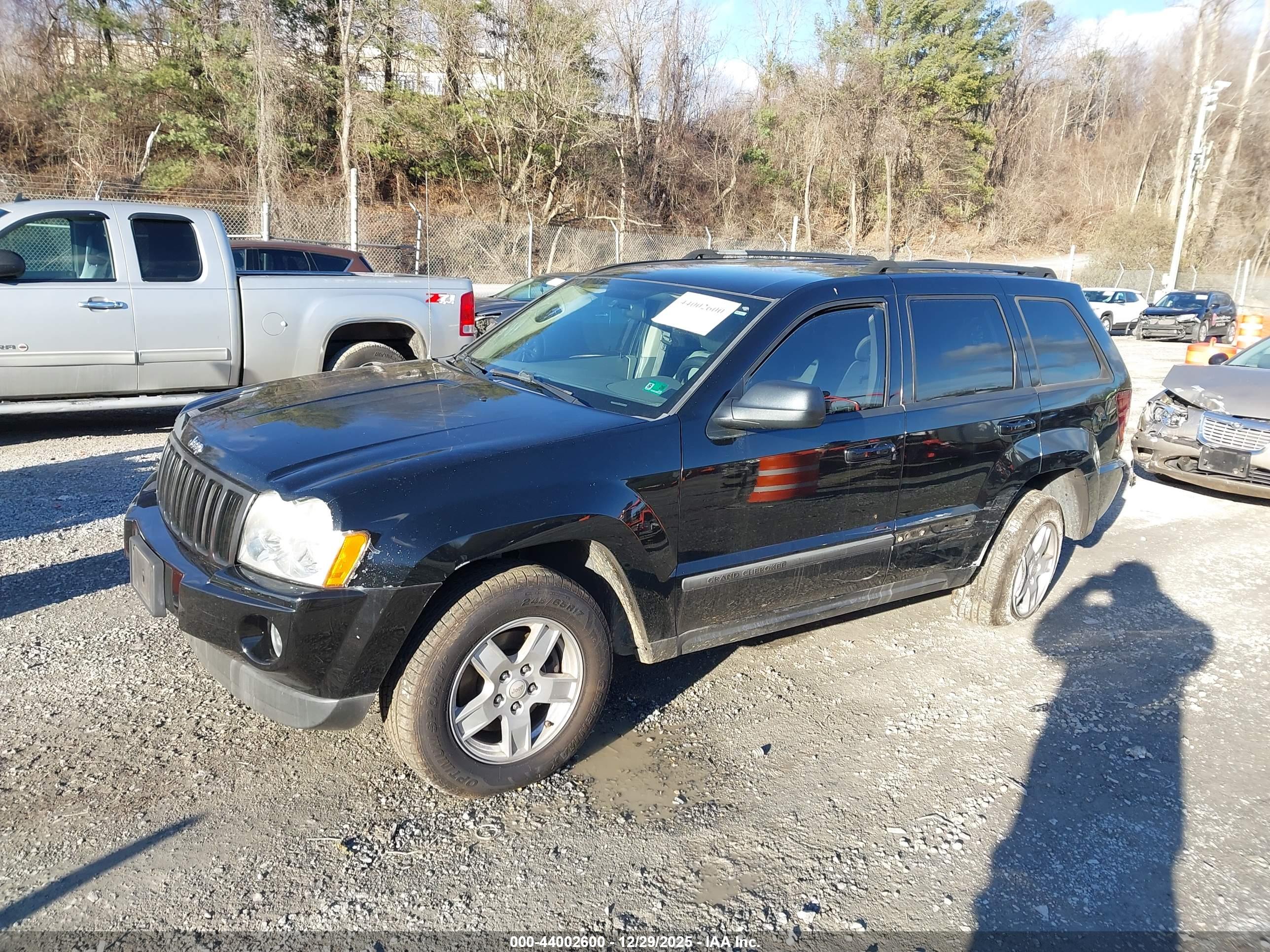 JEEP GRAND image 2