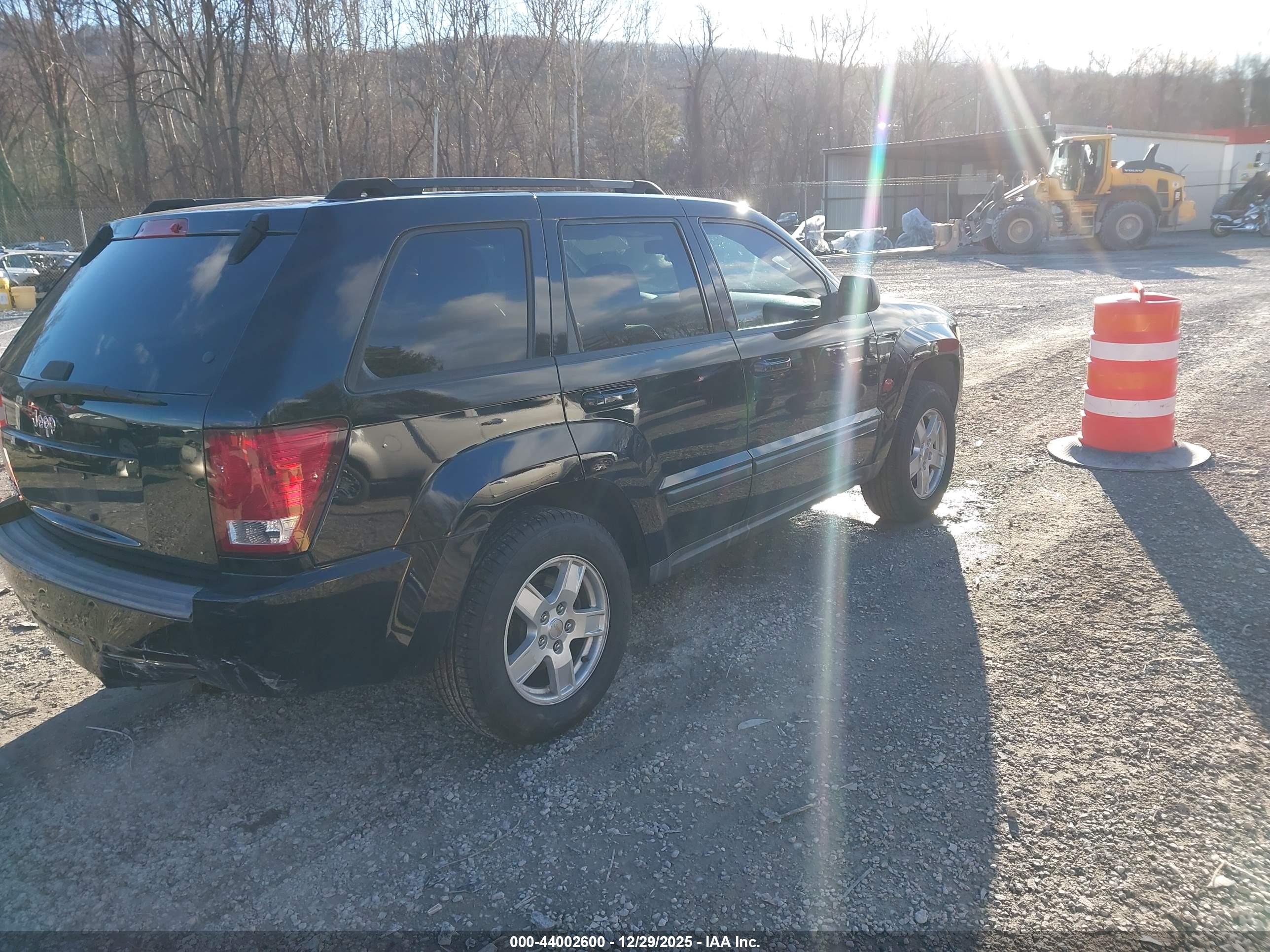 JEEP GRAND image 4