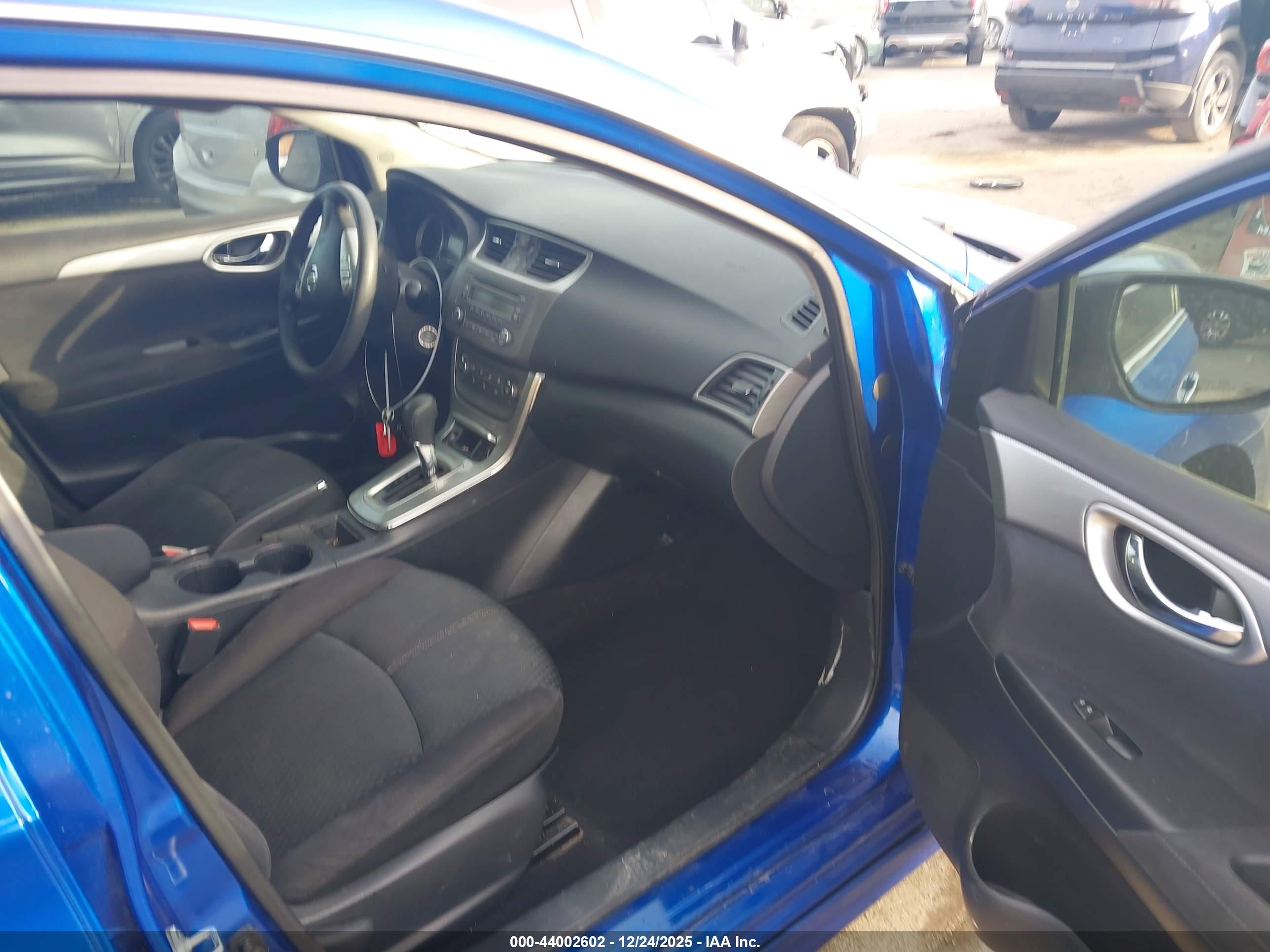 NISSAN SENTRA image 5