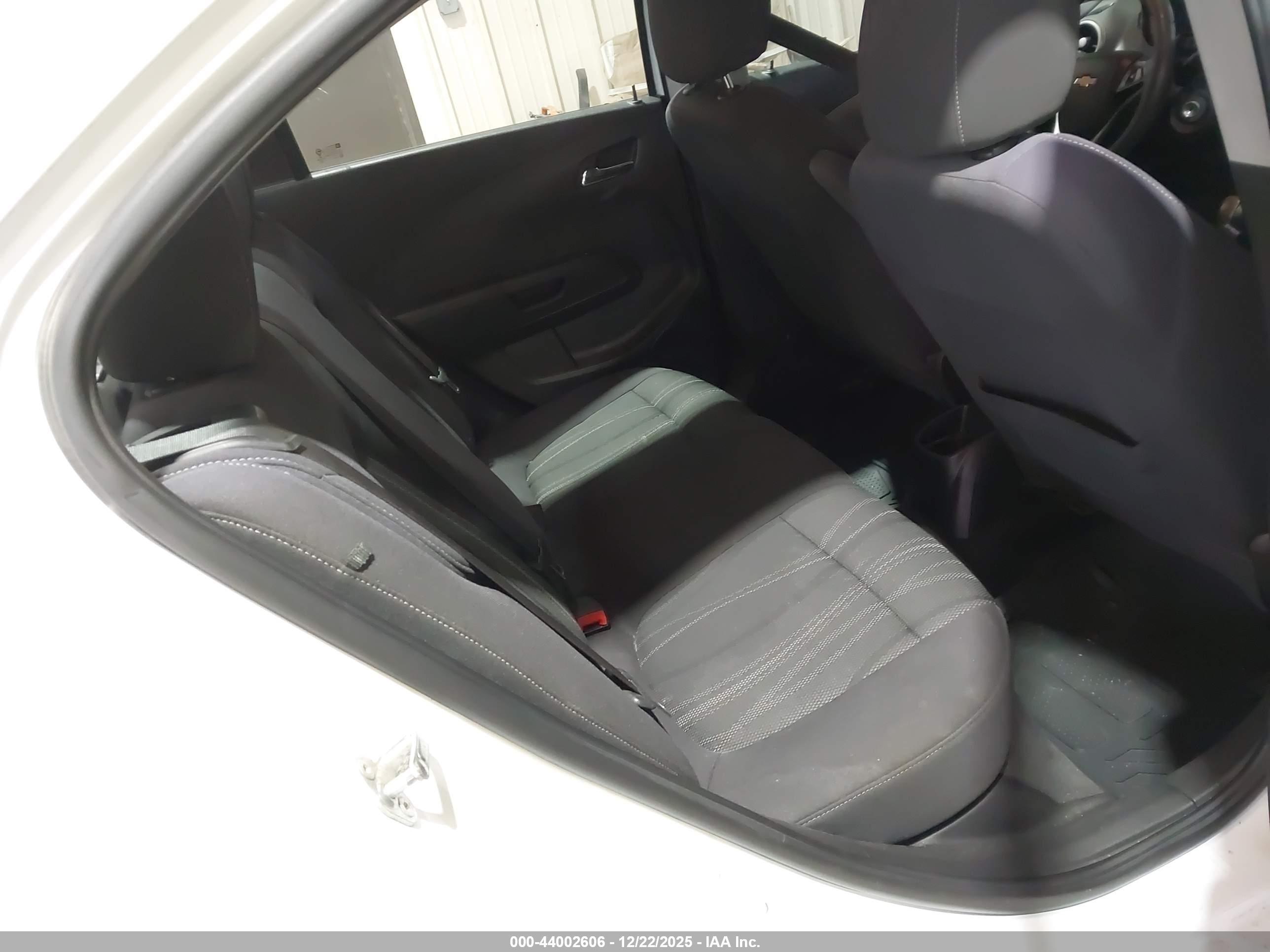 CHEVROLET SONIC image 8